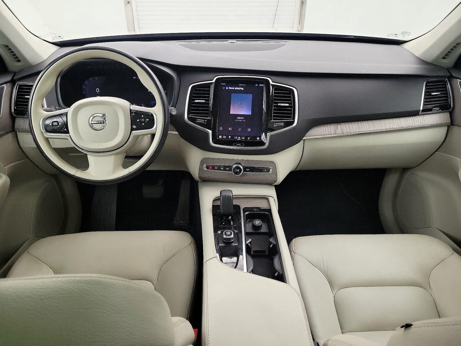2023 Volvo XC90 Plus - Photo 10