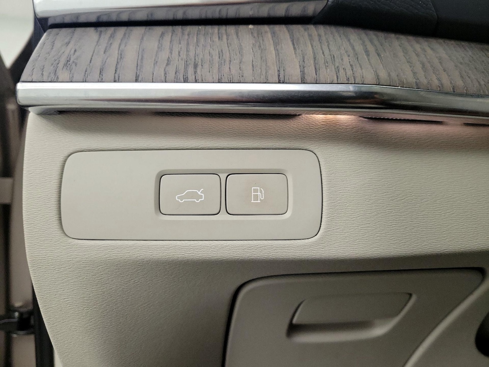 2023 Volvo XC90 Plus - Photo 14