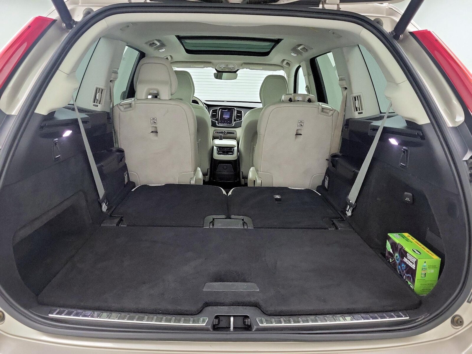 2023 Volvo XC90 Plus - Photo 24