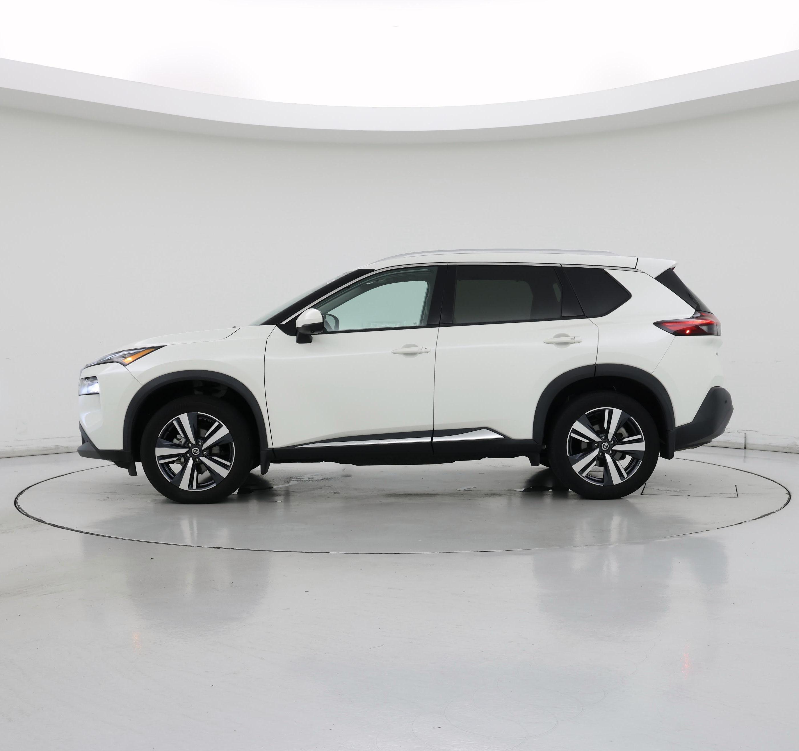Thumbnail: 2021 Nissan Rogue - 3