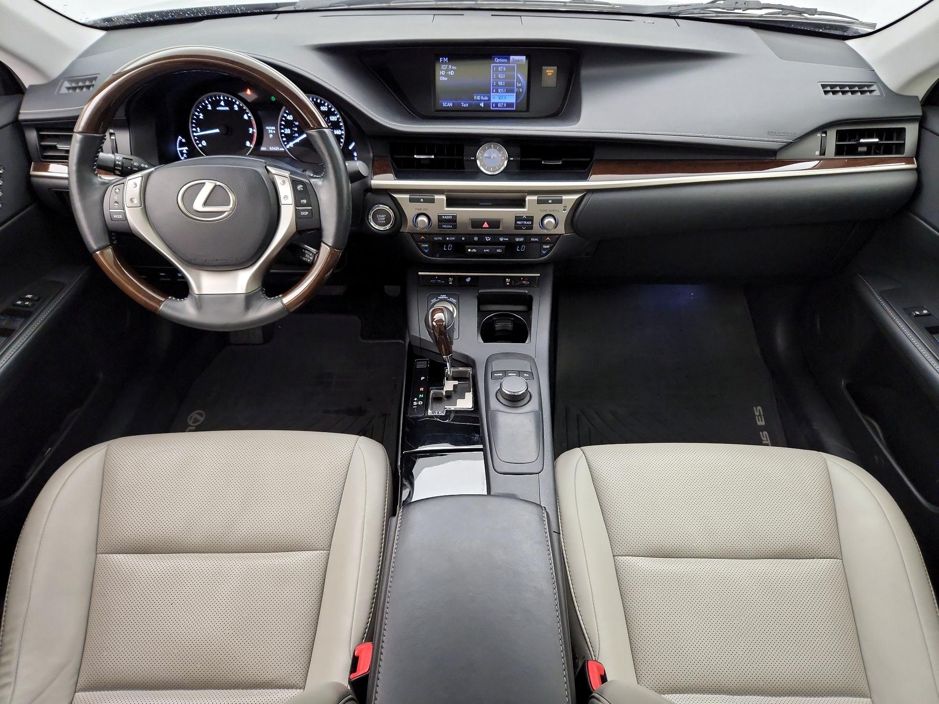 Thumbnail: 2014 Lexus ES - 9