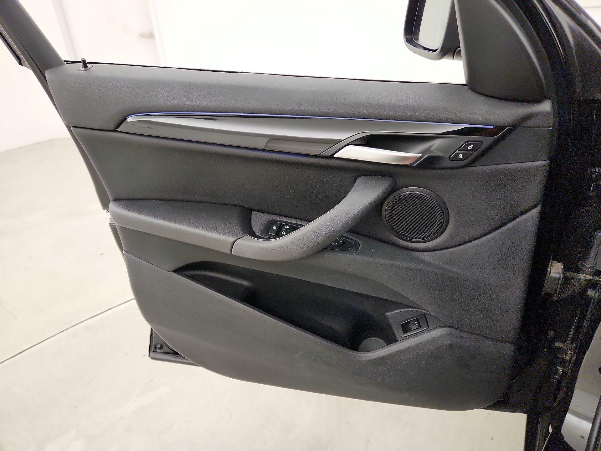 Thumbnail: 2020 BMW X1 - 12