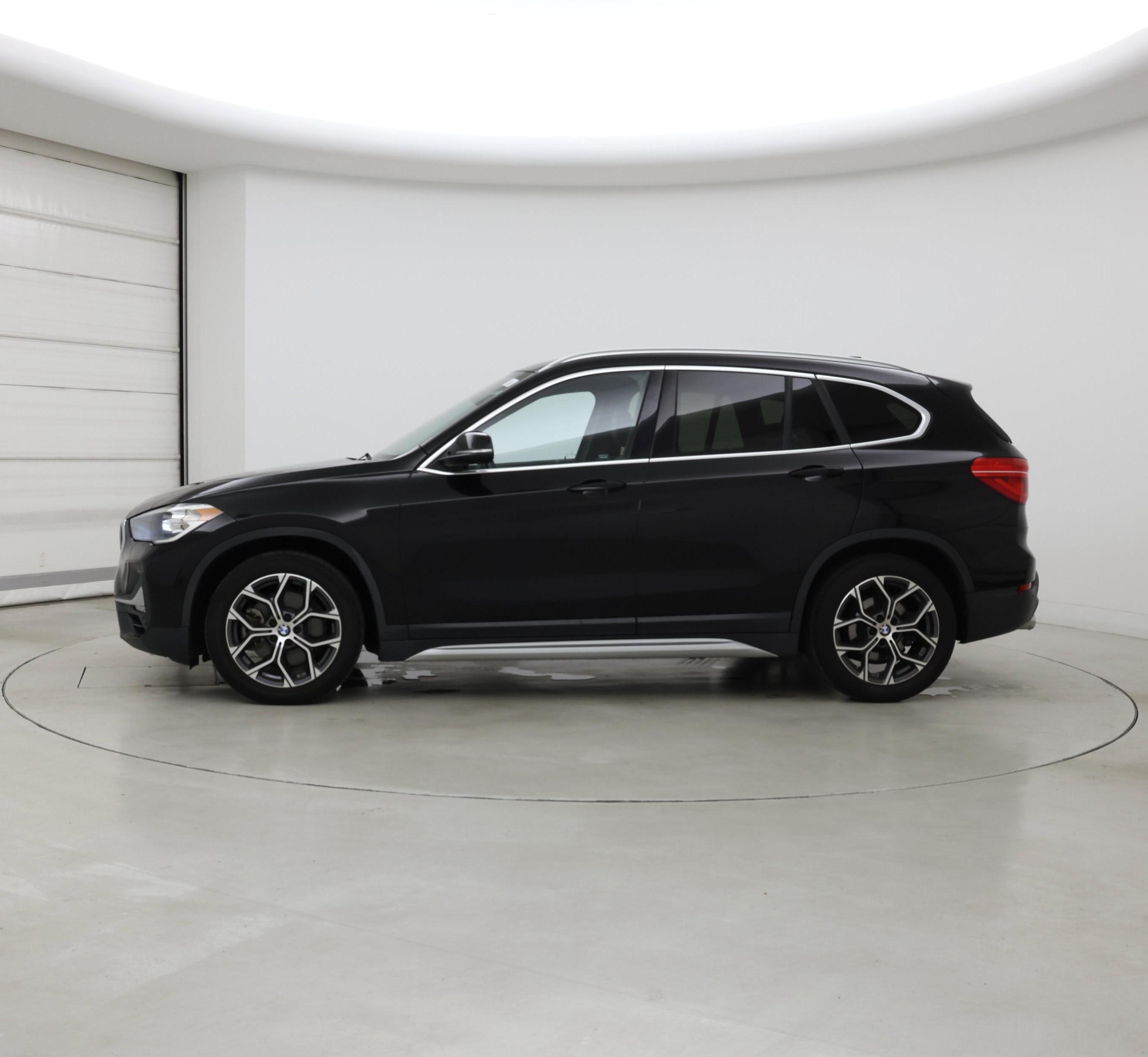 Thumbnail: 2020 BMW X1 - 3