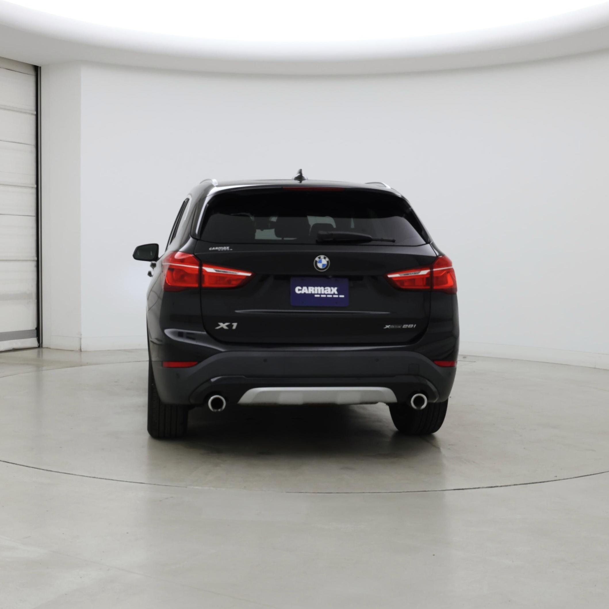 Thumbnail: 2020 BMW X1 - 6