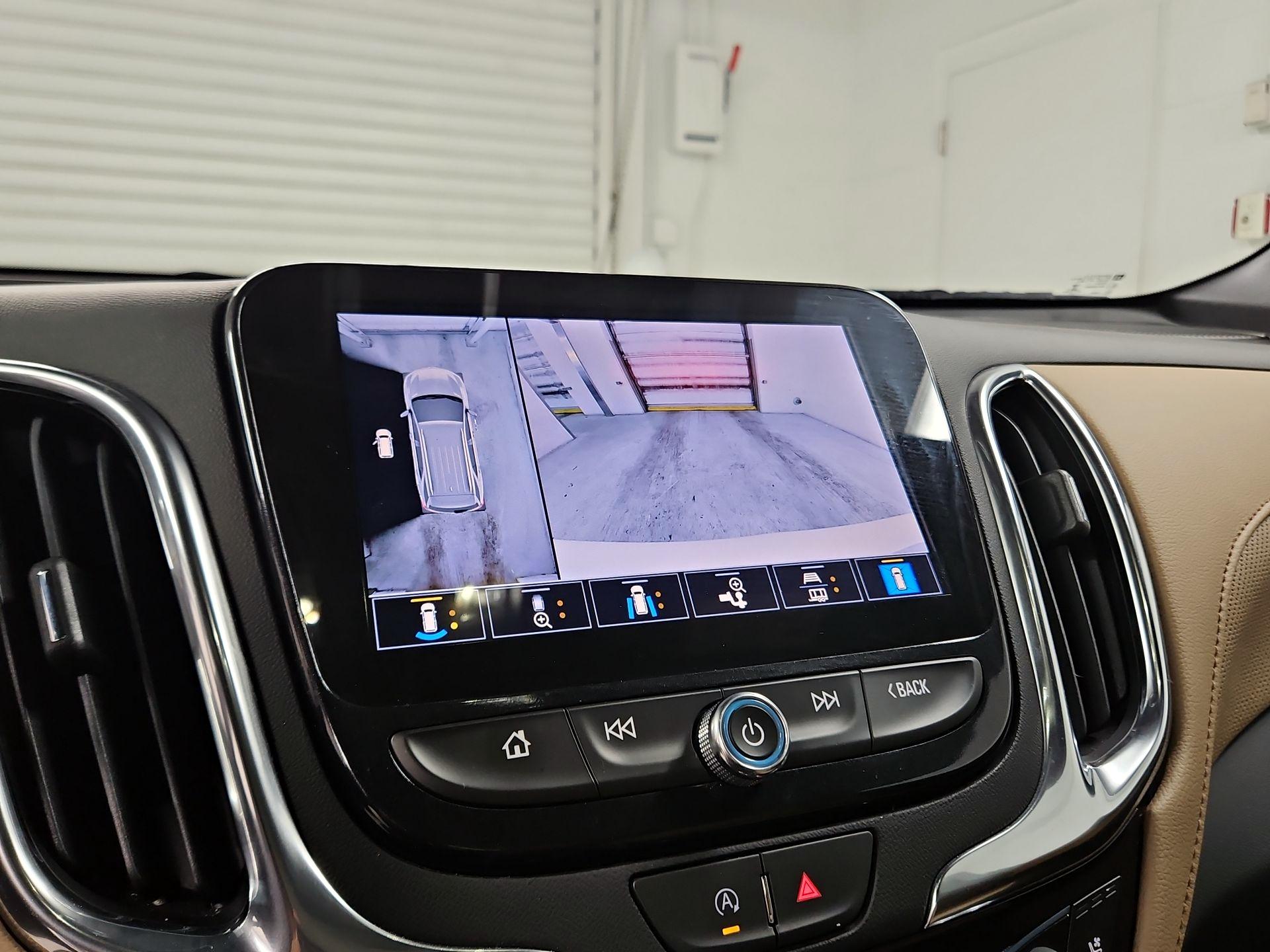 Thumbnail: 2022 Chevrolet Equinox - 15