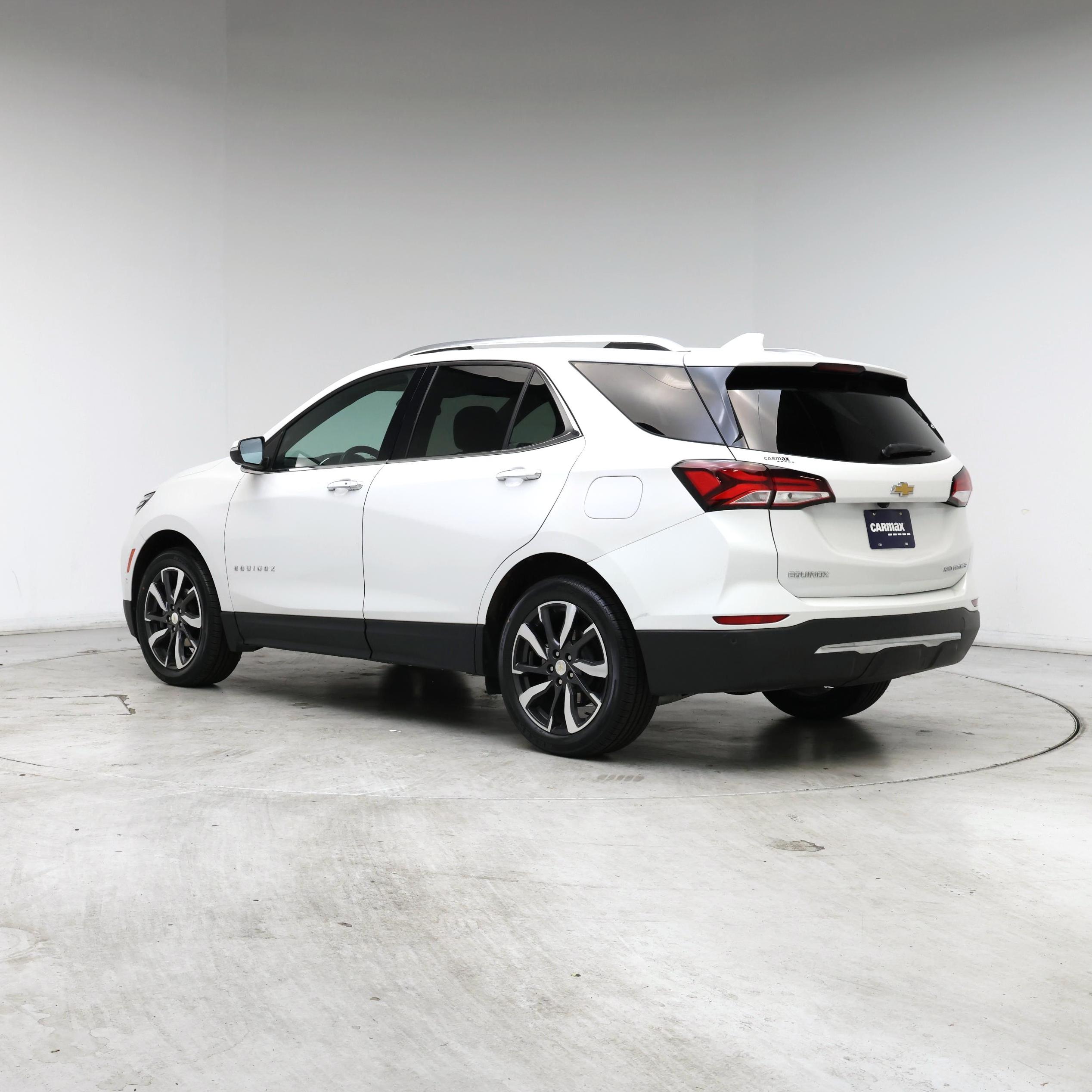 Thumbnail: 2022 Chevrolet Equinox - 2