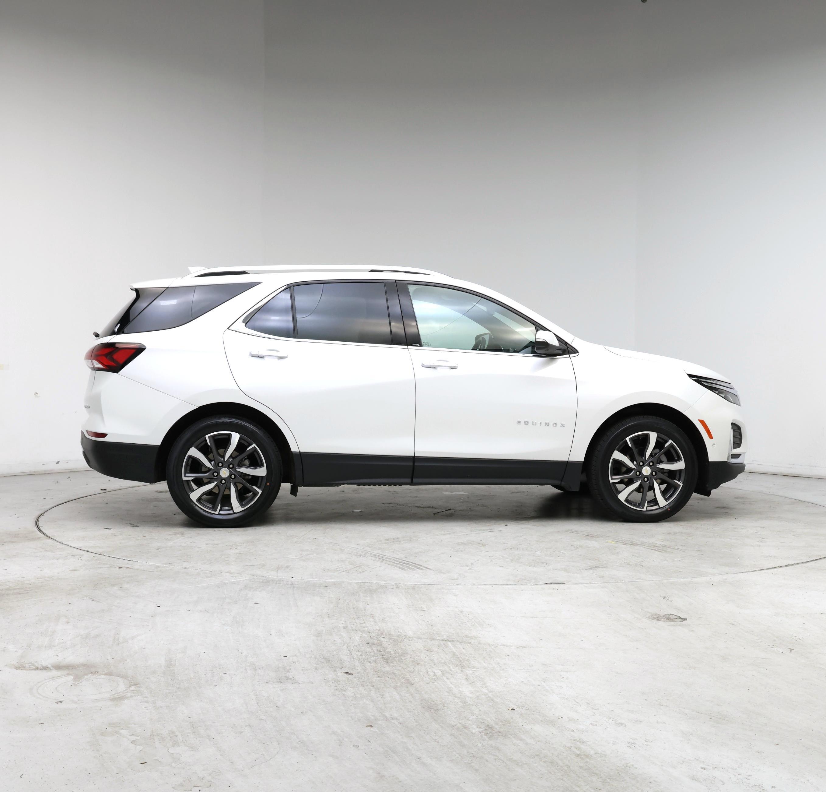 Thumbnail: 2022 Chevrolet Equinox - 7
