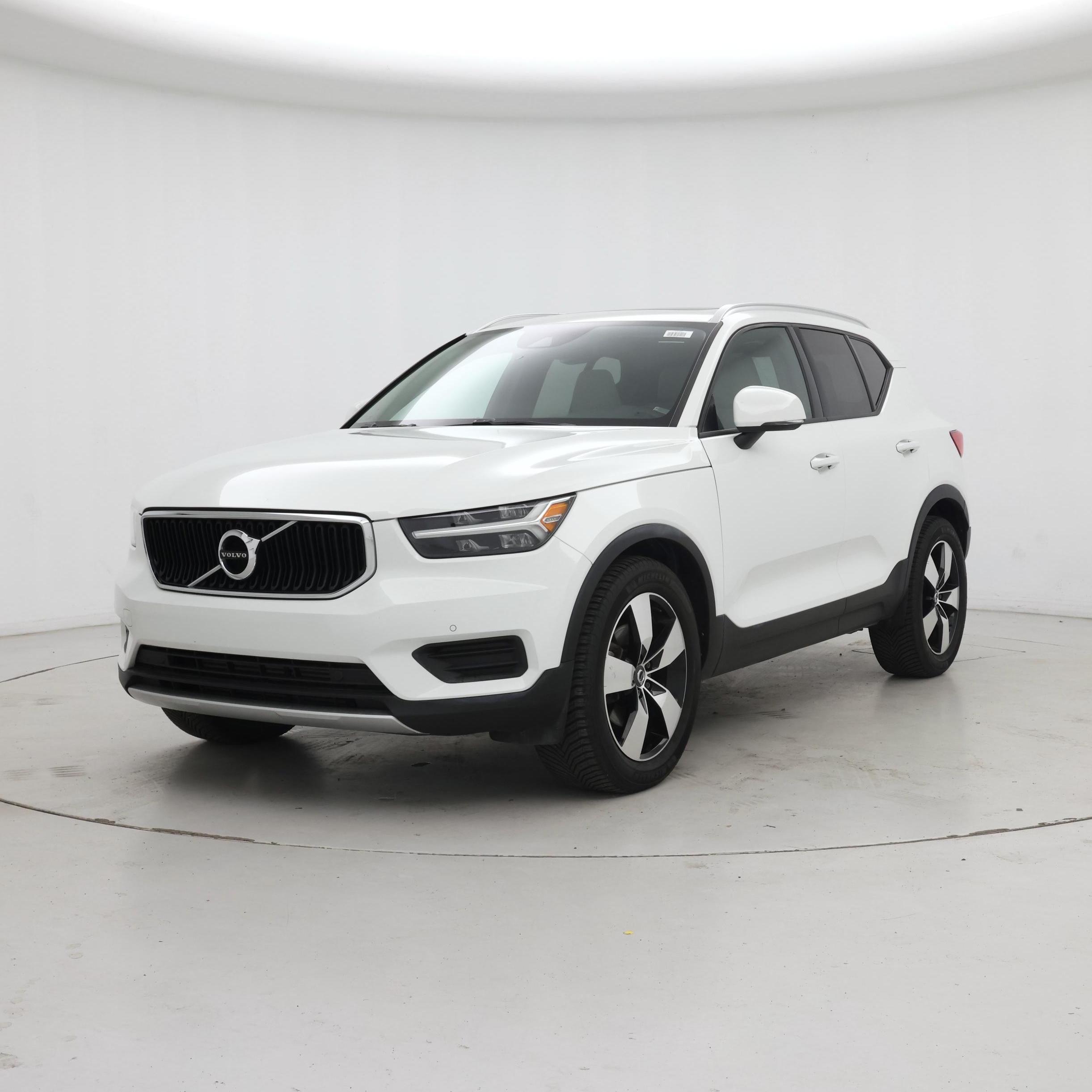 Thumbnail: 2020 Volvo XC40 - 4