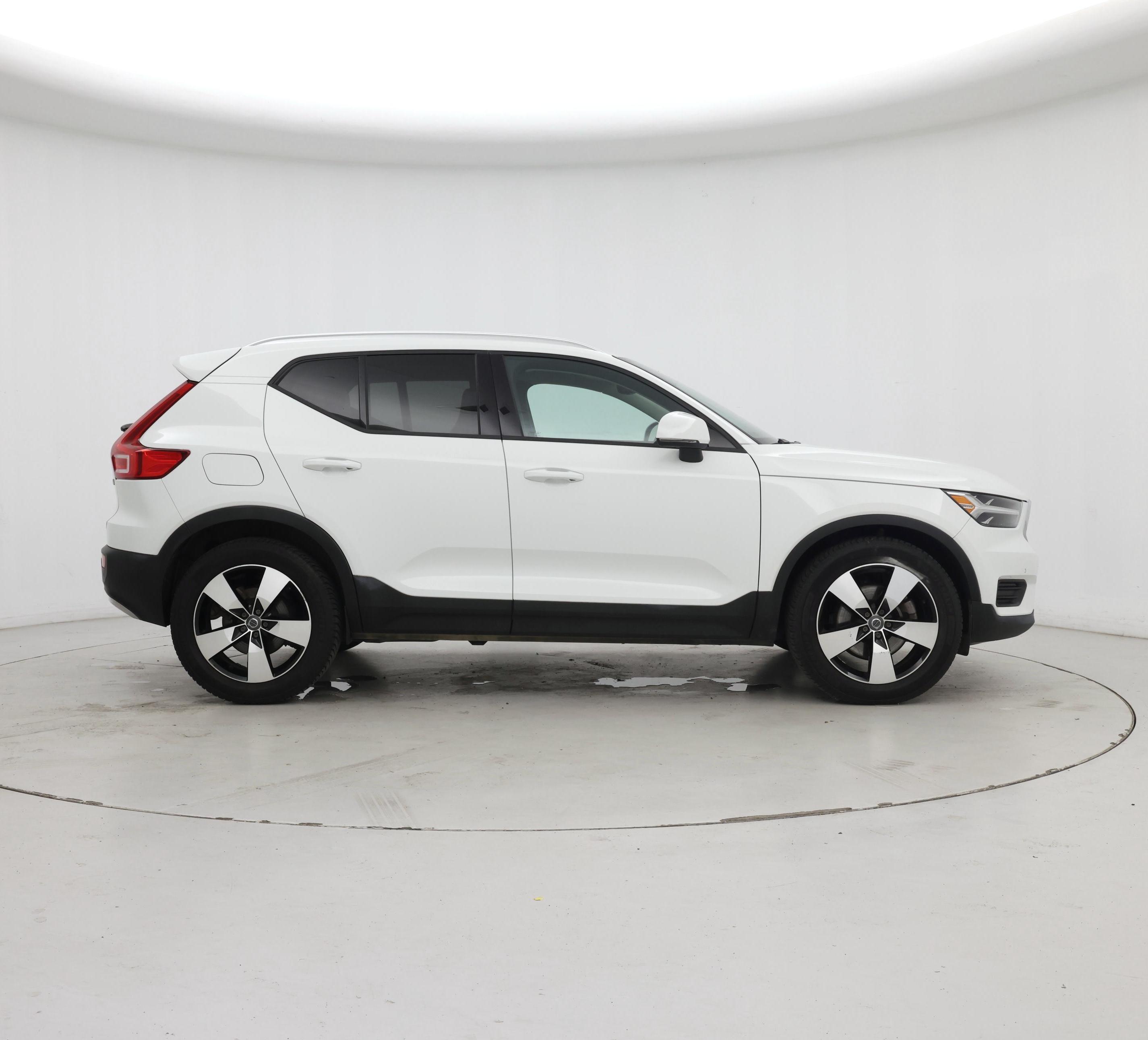 Thumbnail: 2020 Volvo XC40 - 7