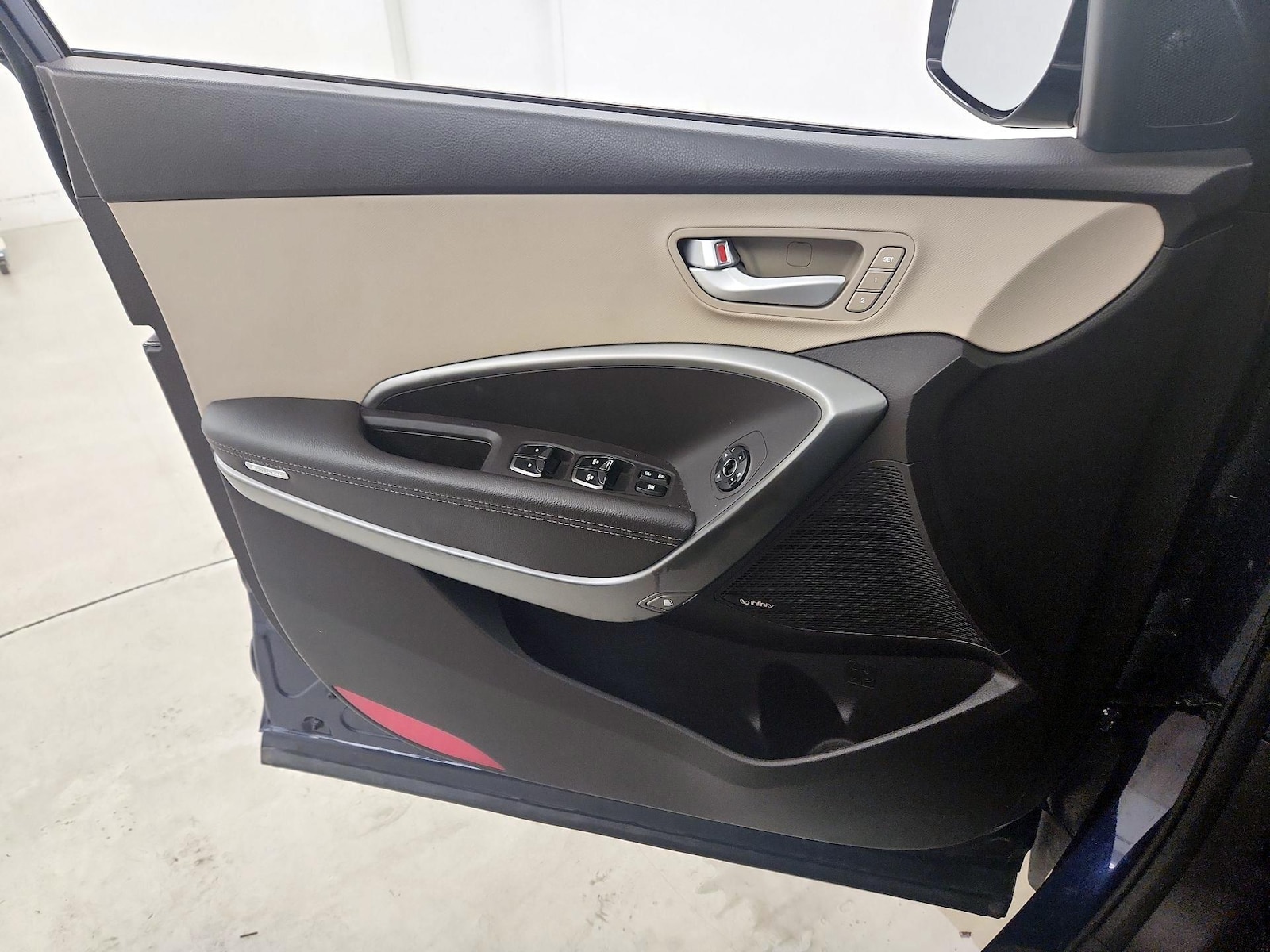 2017 Hyundai Santa Fe SE Ultimate - Photo 13