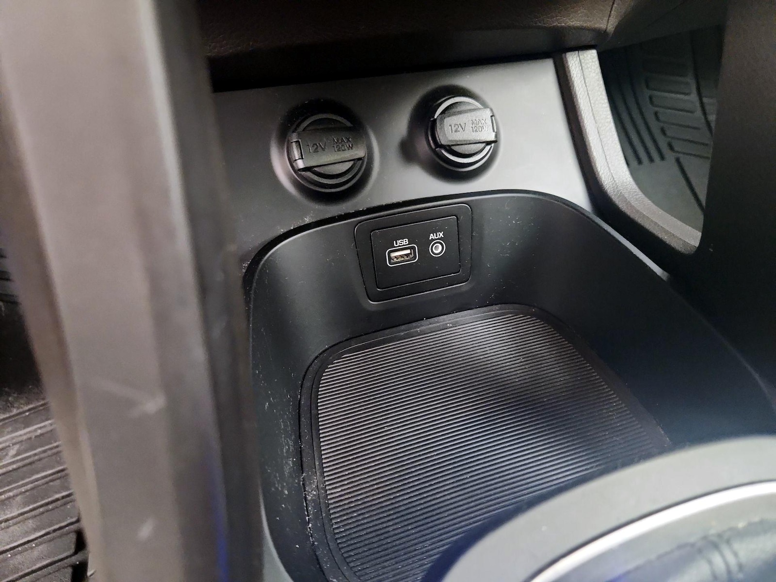 2017 Hyundai Santa Fe SE Ultimate - Photo 20