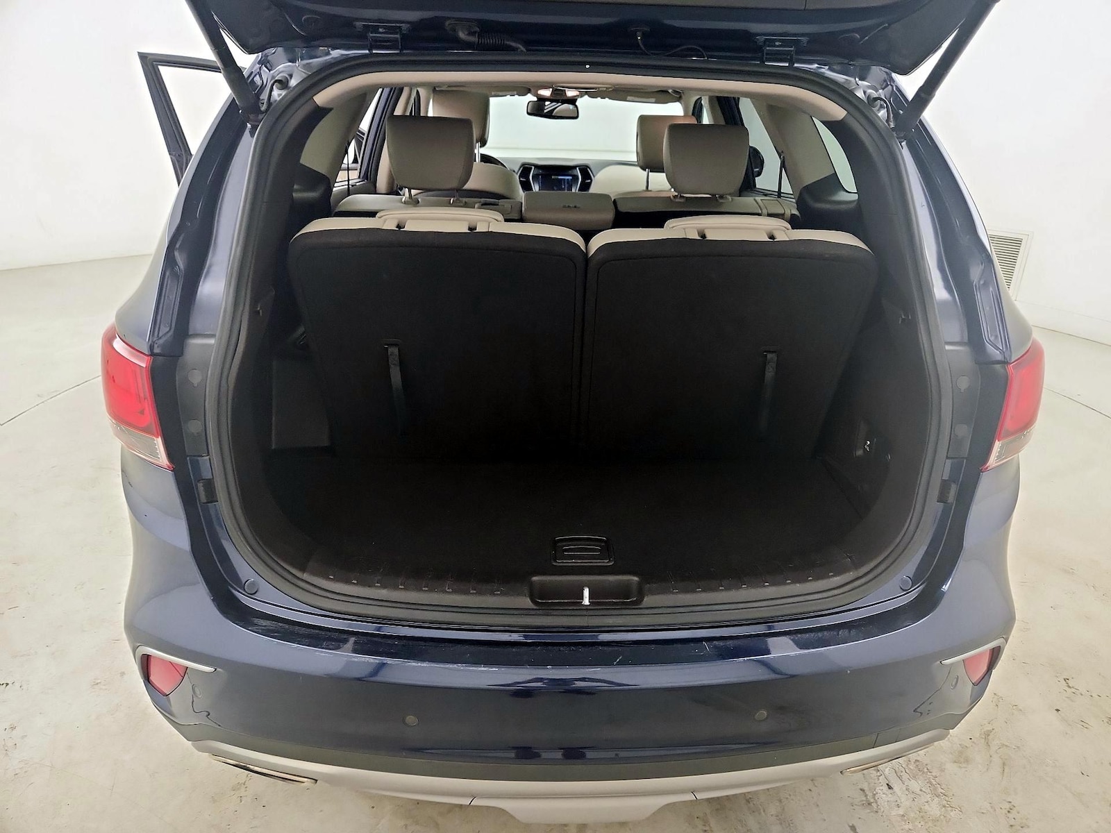 2017 Hyundai Santa Fe SE Ultimate - Photo 24