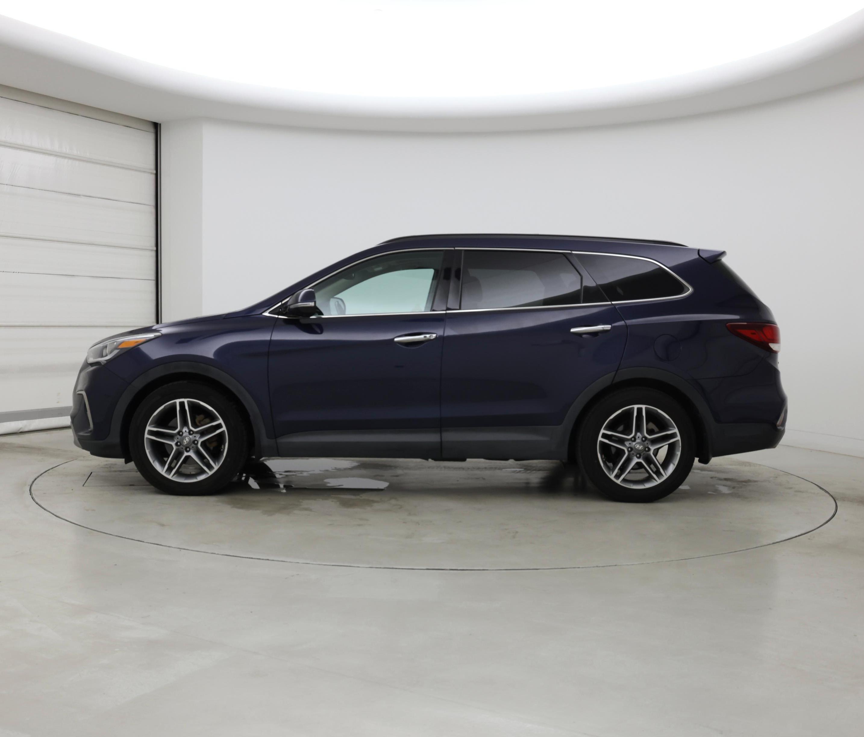Thumbnail: 2017 Hyundai Santa Fe - 3