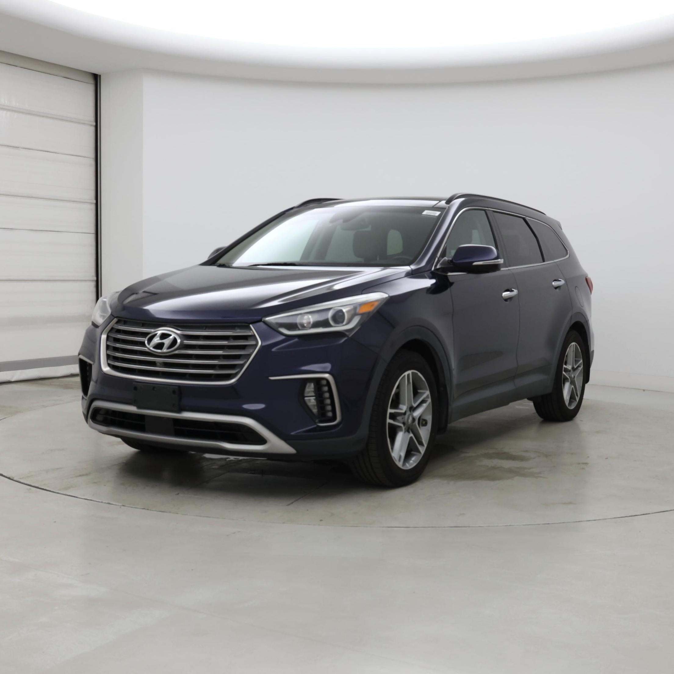 Thumbnail: 2017 Hyundai Santa Fe - 4