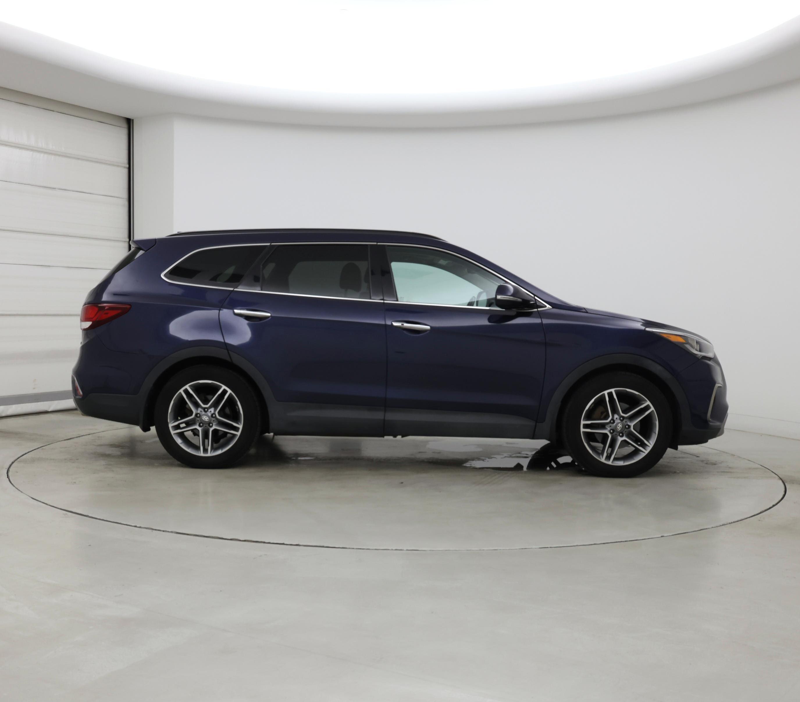 Thumbnail: 2017 Hyundai Santa Fe - 7