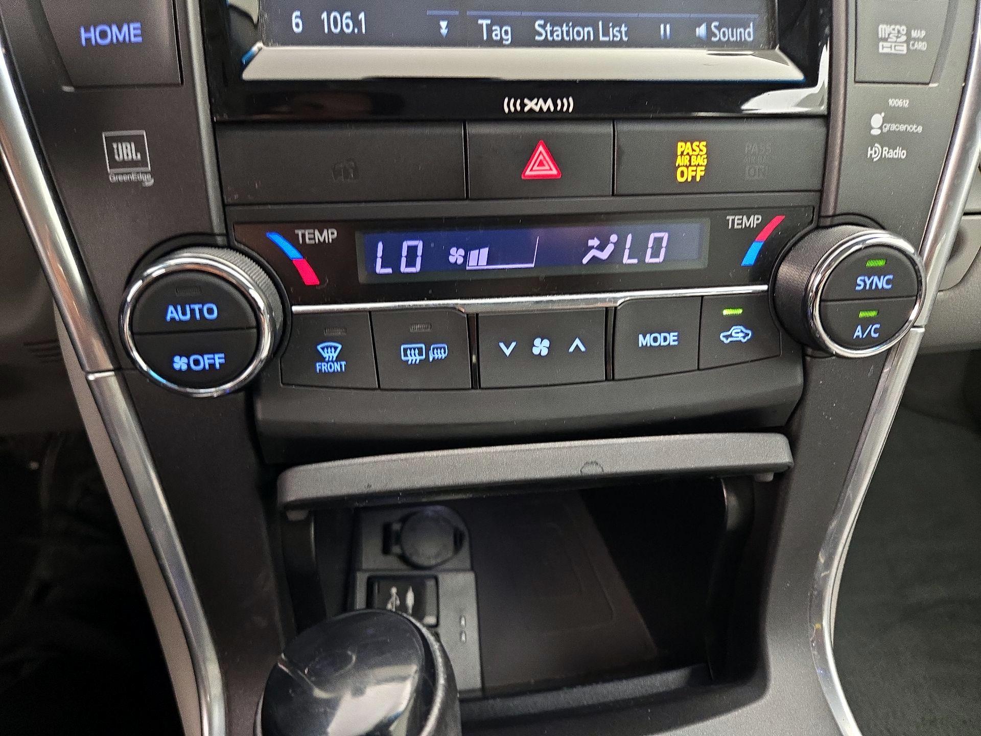 Thumbnail: 2017 Toyota Camry - 17