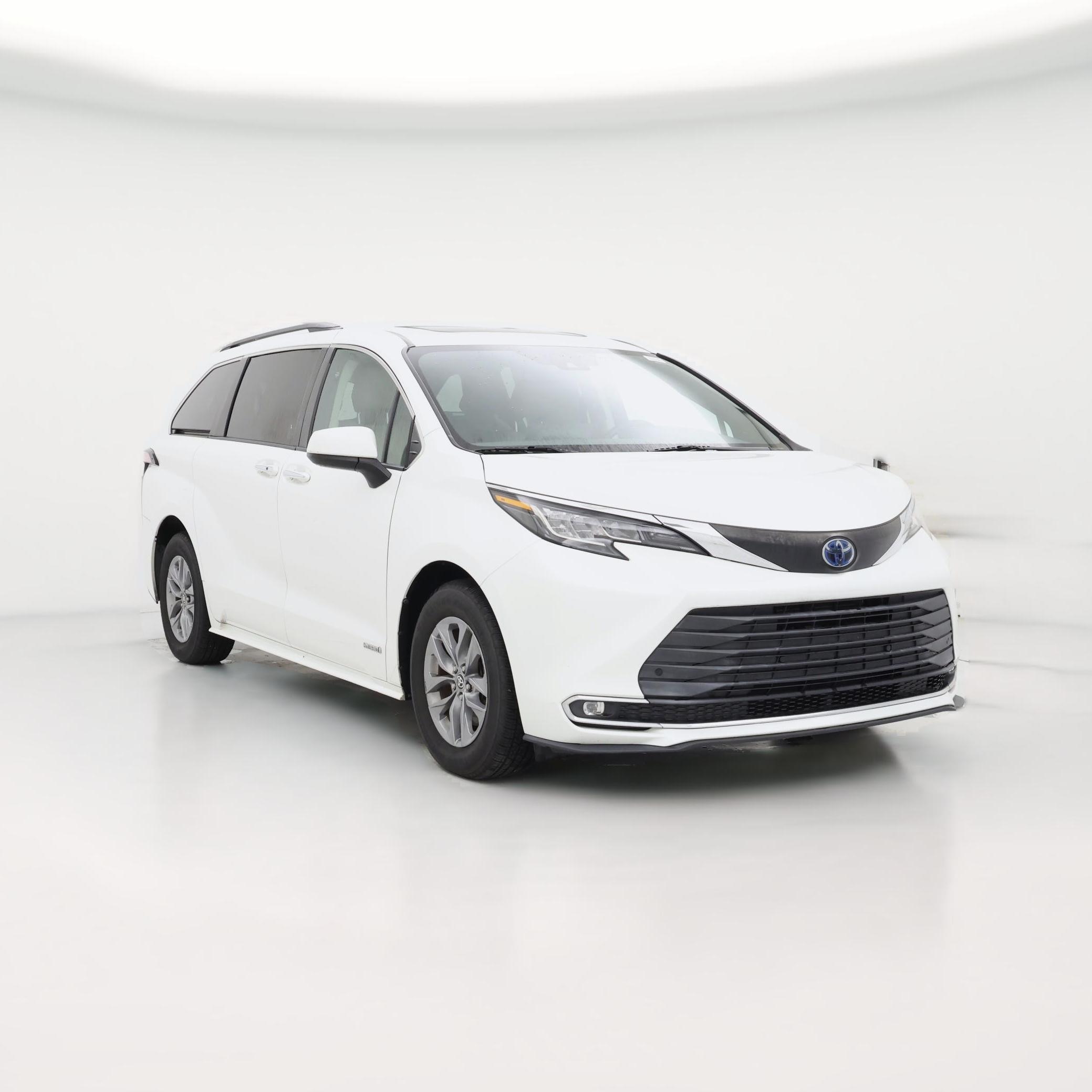 Thumbnail: 2021 Toyota Sienna - 1