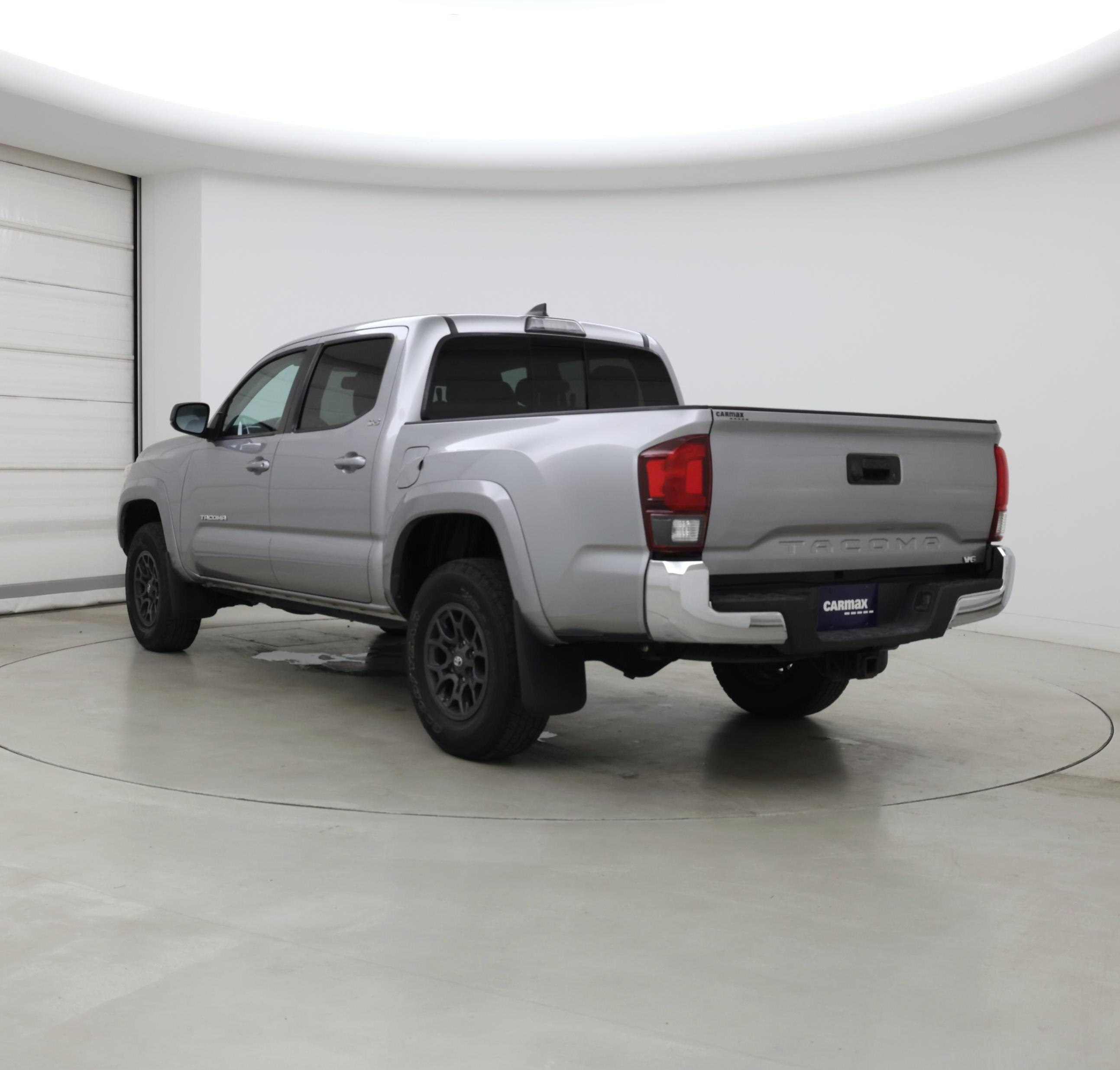 Thumbnail: 2018 Toyota Tacoma - 2