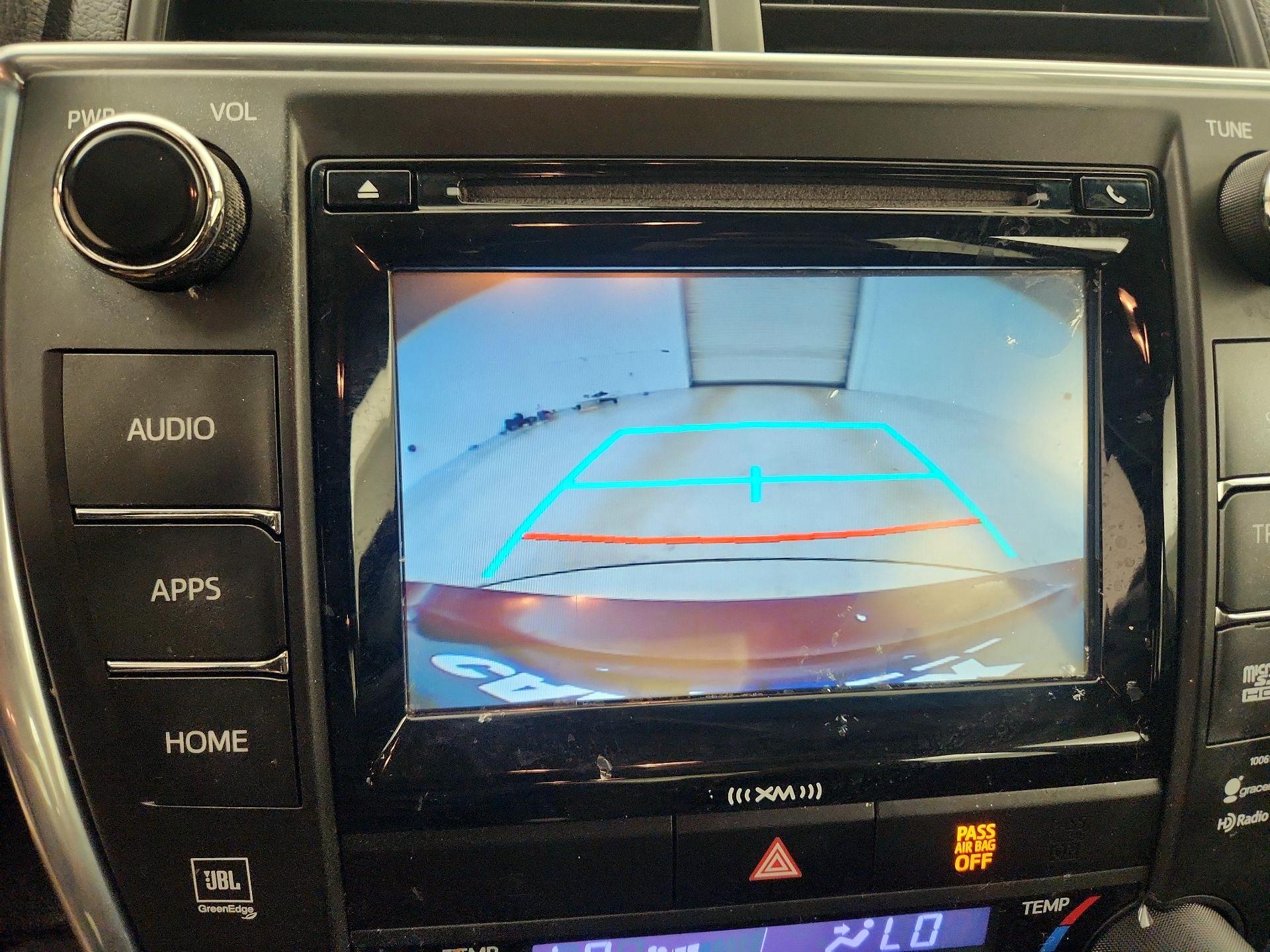 Thumbnail: 2016 Toyota Camry - 14