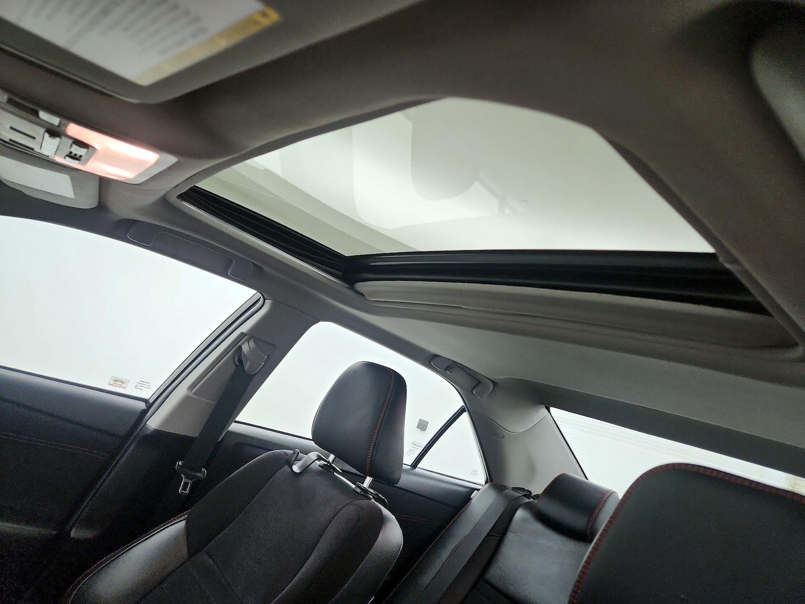2016 Toyota Camry XSE - Photo 20