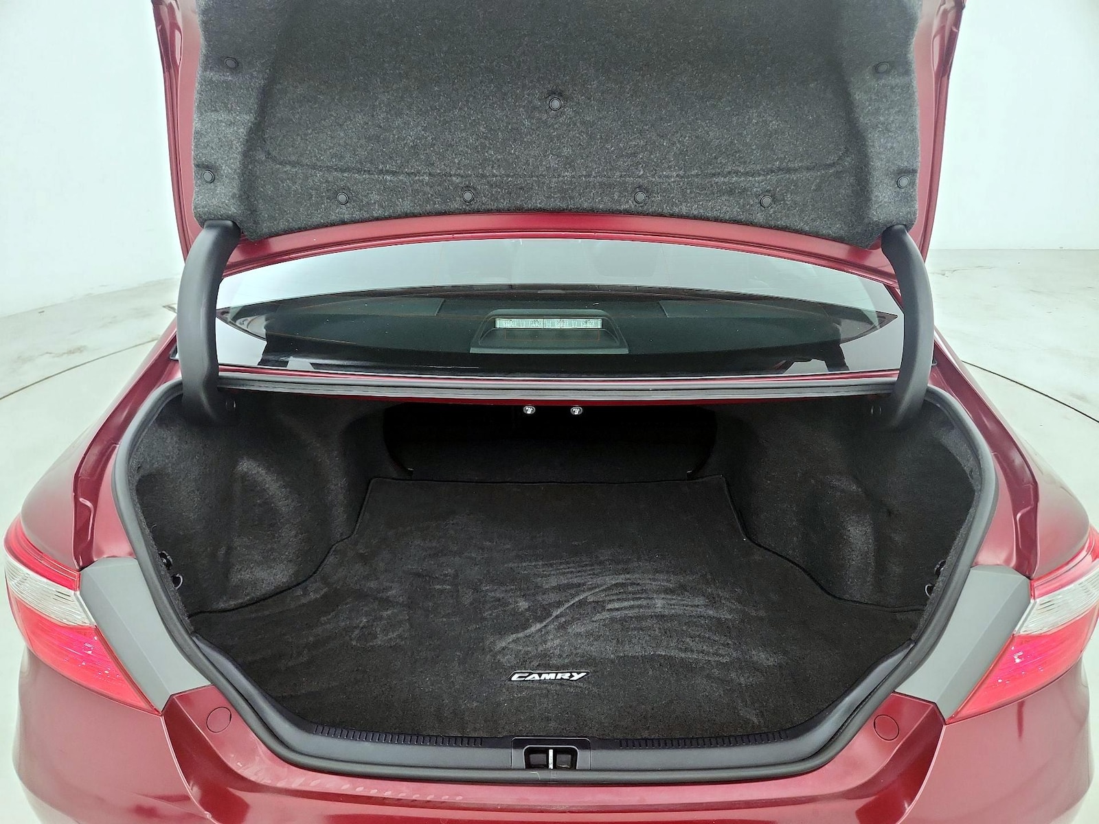 2016 Toyota Camry XSE - Photo 22