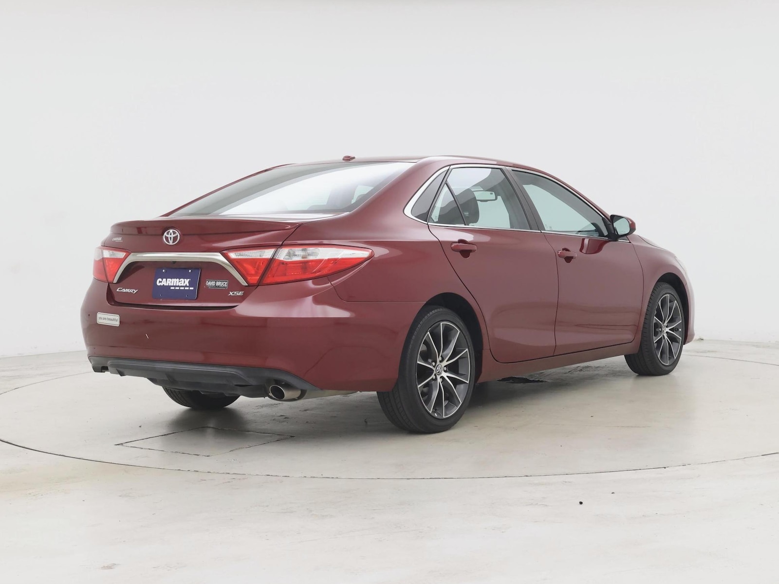 2016 Toyota Camry XSE - Photo 9
