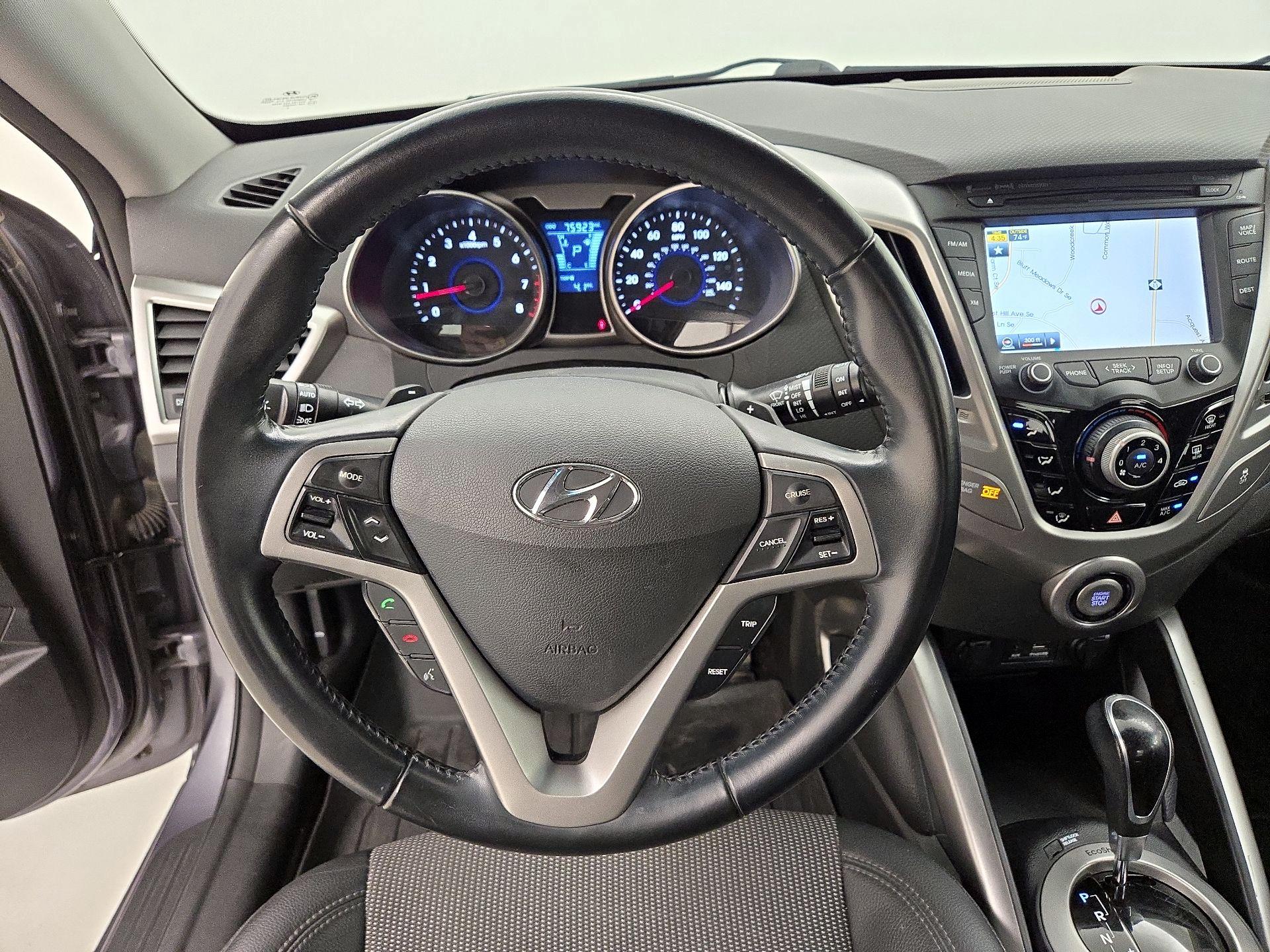 Thumbnail: 2014 Hyundai Veloster - 10