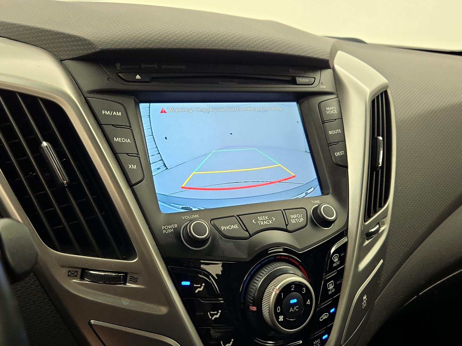 Thumbnail: 2014 Hyundai Veloster - 15