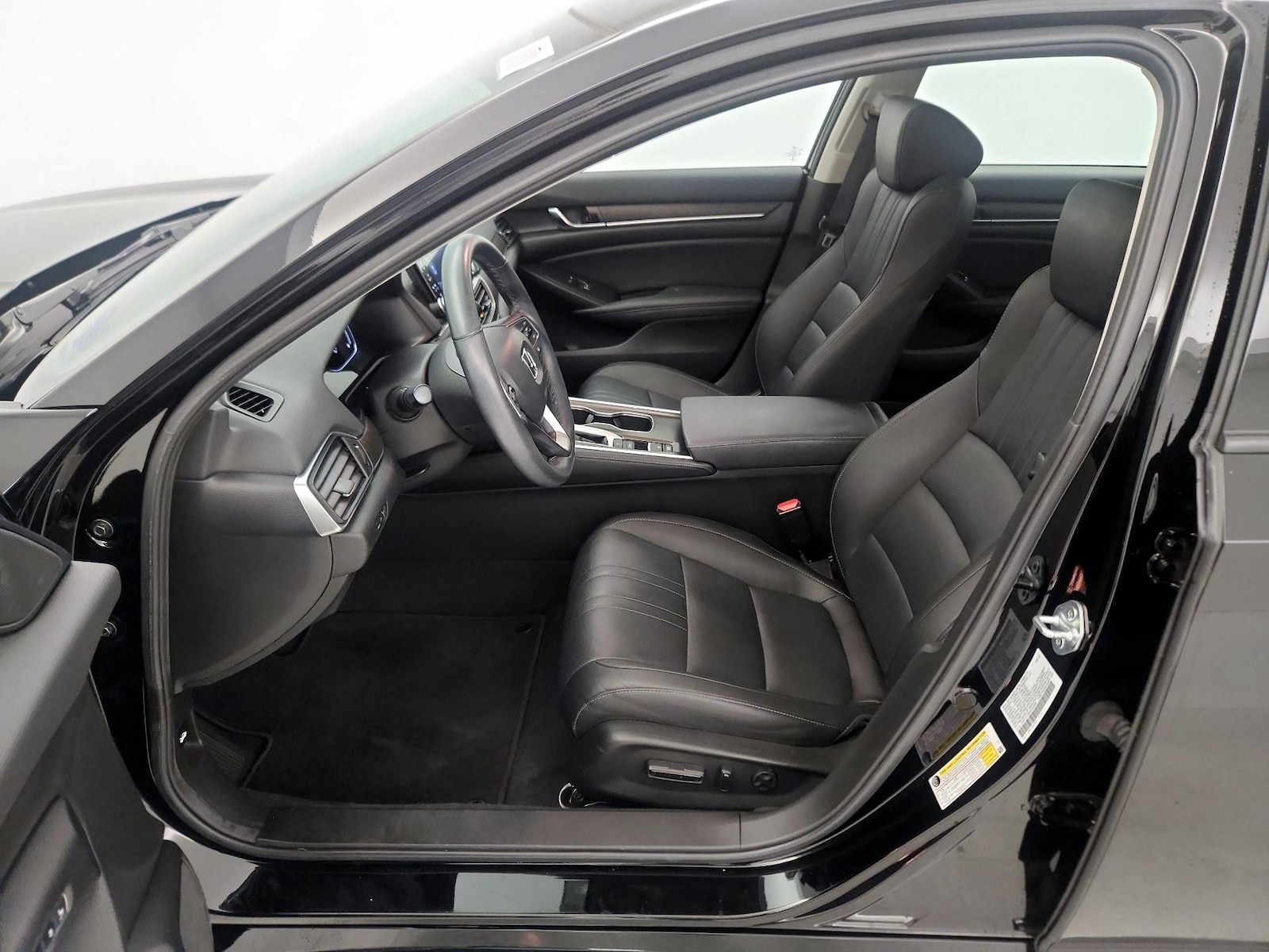 2022 Honda Accord EX-L - Photo 12