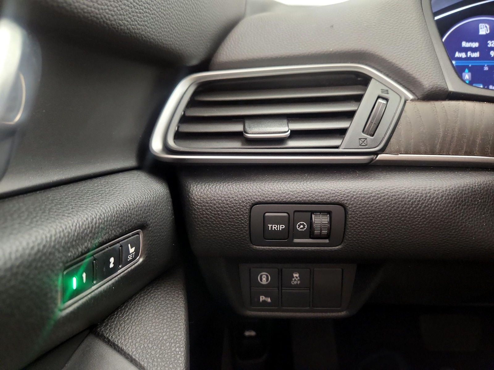 2022 Honda Accord EX-L - Photo 14