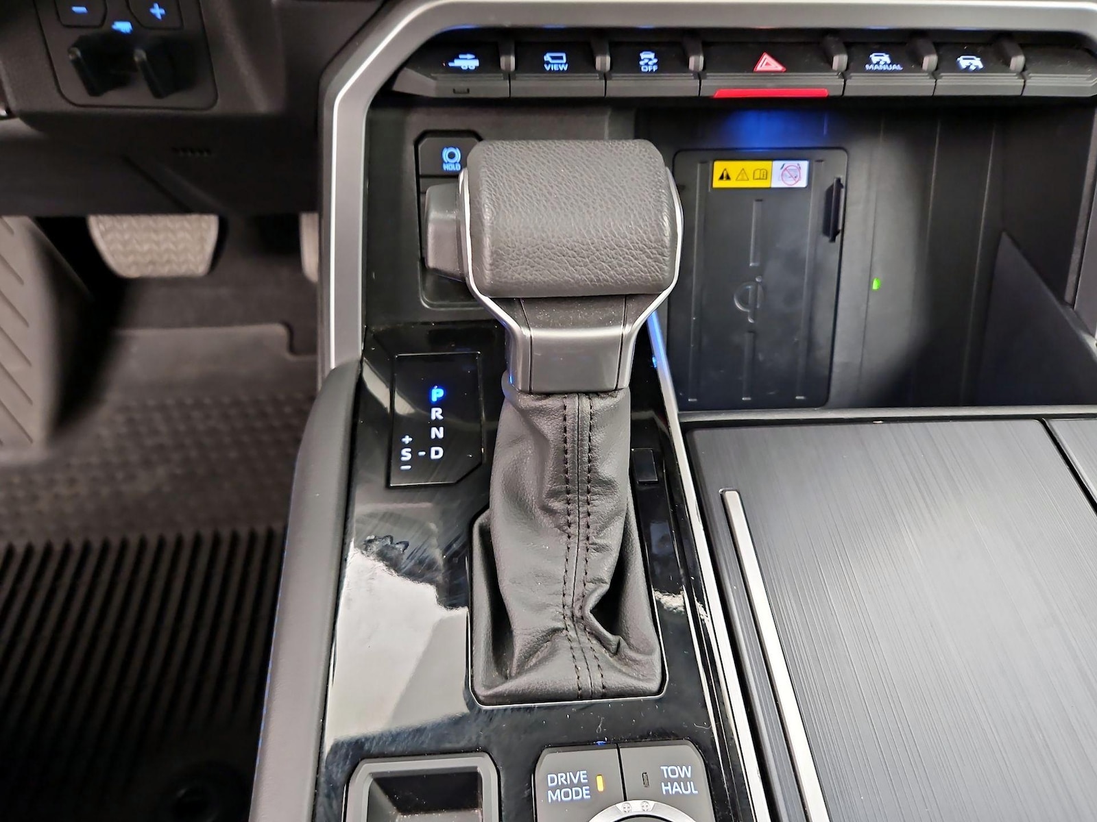2023 Toyota Tundra Platinum - Photo 18