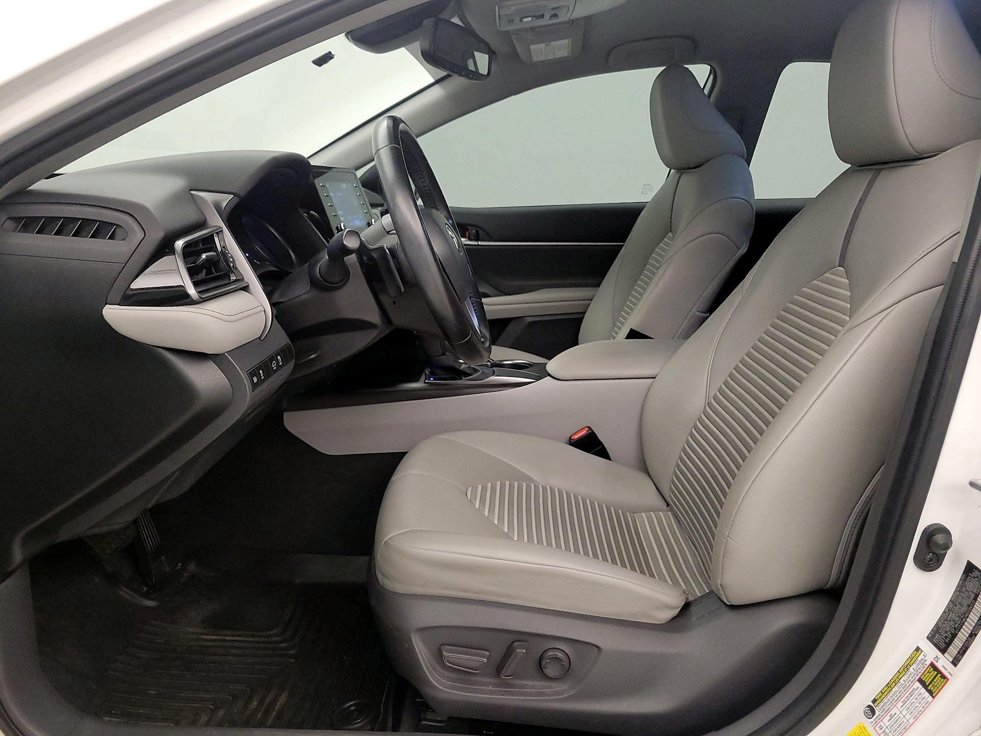 Thumbnail: 2021 Toyota Camry - 9