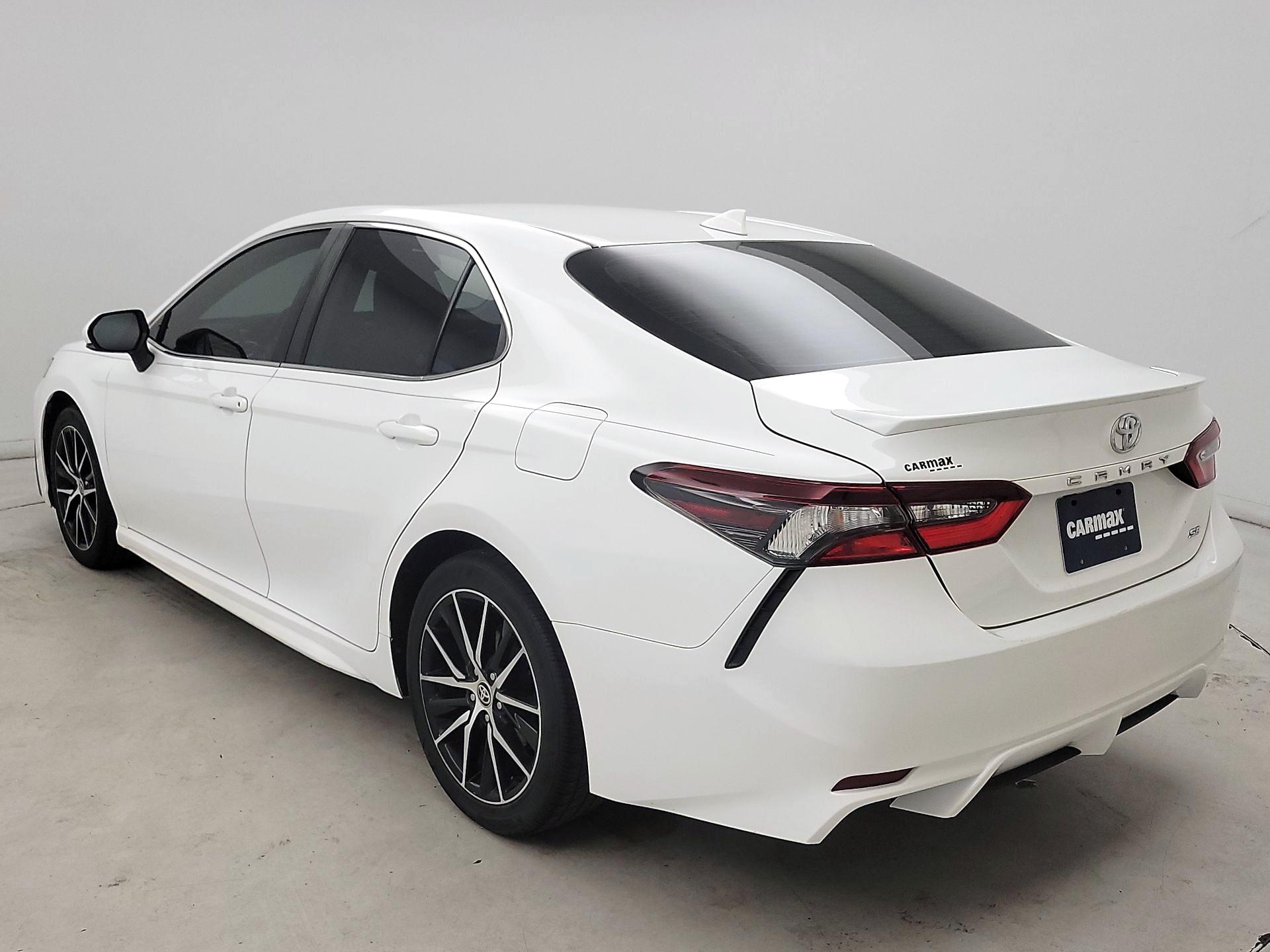 Thumbnail: 2021 Toyota Camry - 7