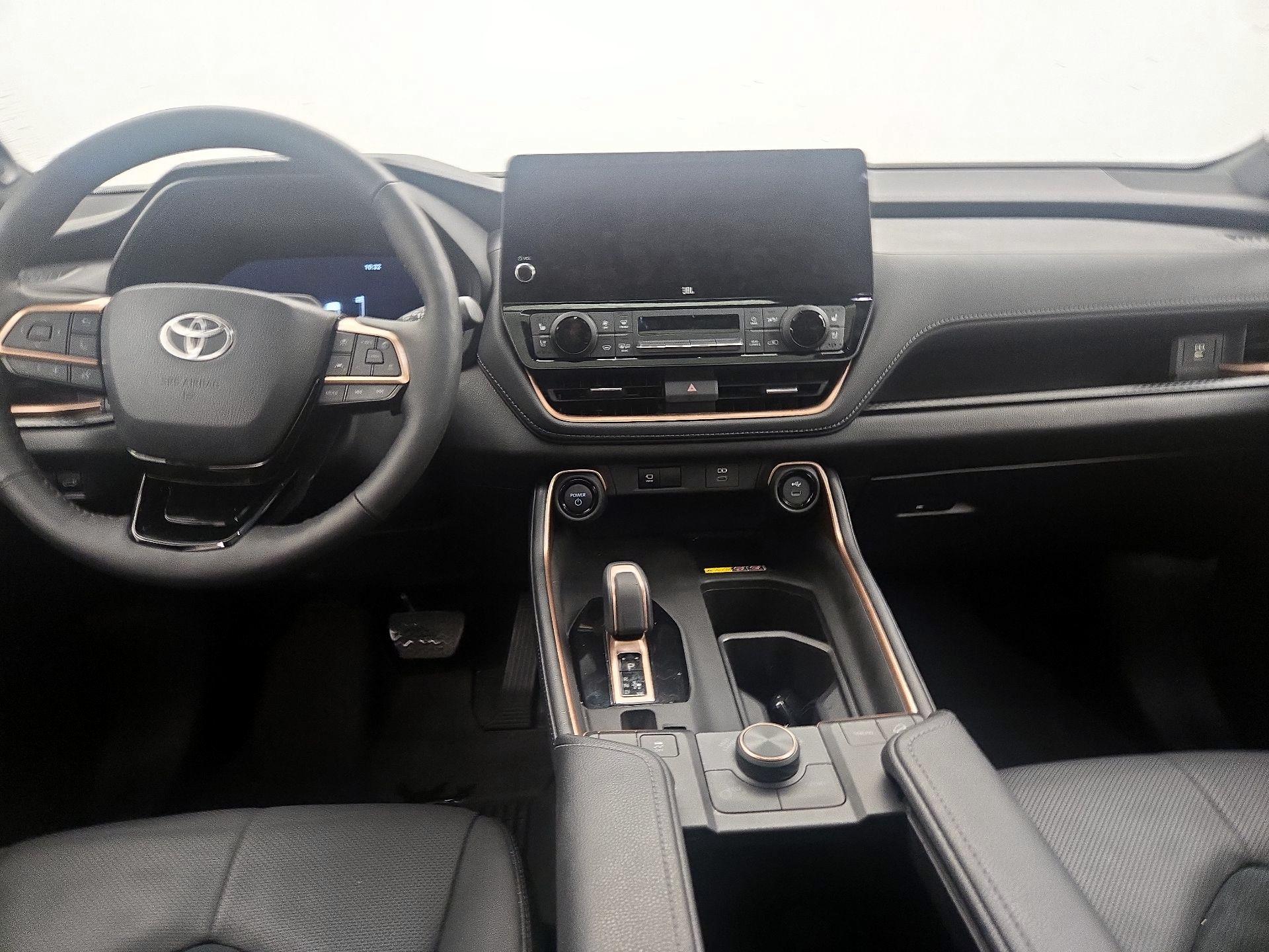 Thumbnail: 2026 Toyota Highlander - 9