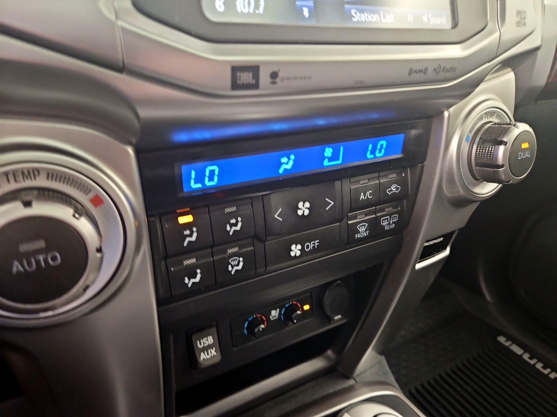 Thumbnail: 2017 Toyota 4Runner - 16
