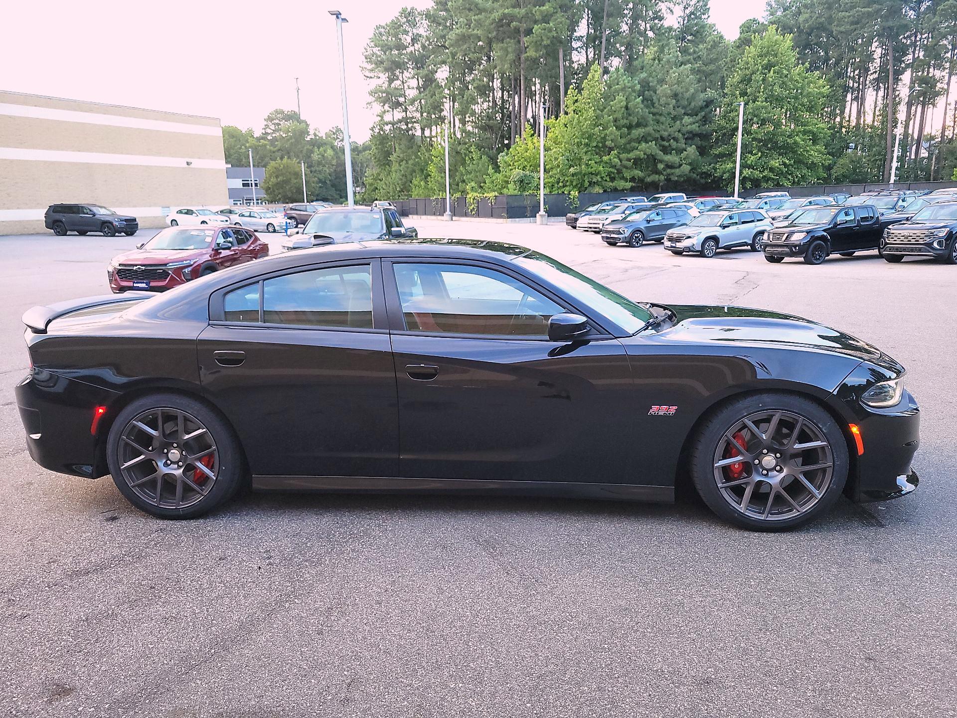 Thumbnail: 2016 Dodge Charger - 4