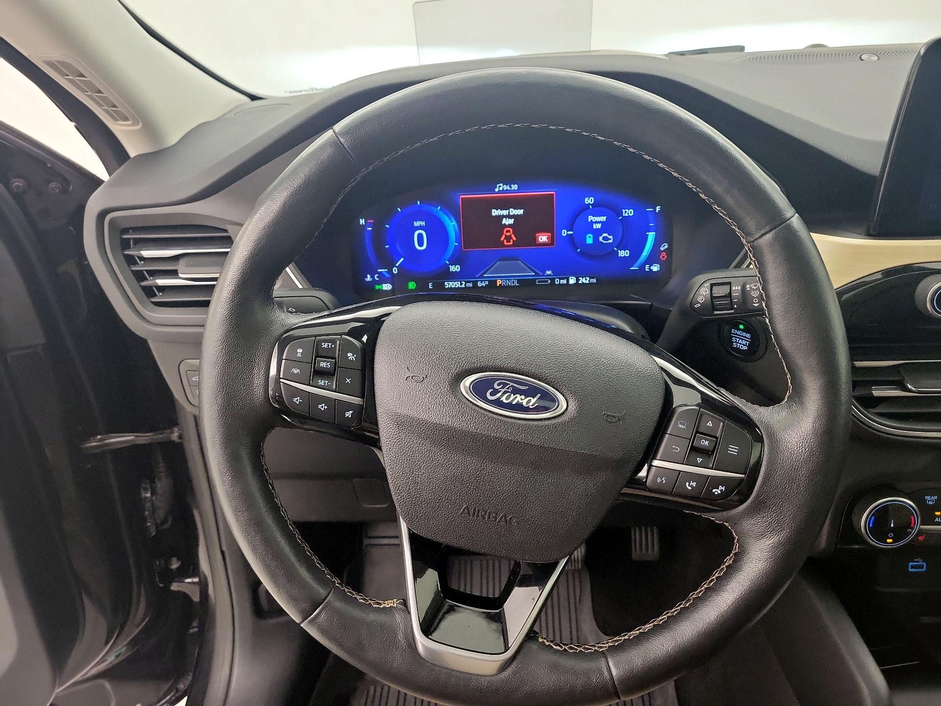 Thumbnail: 2022 Ford Escape - 10