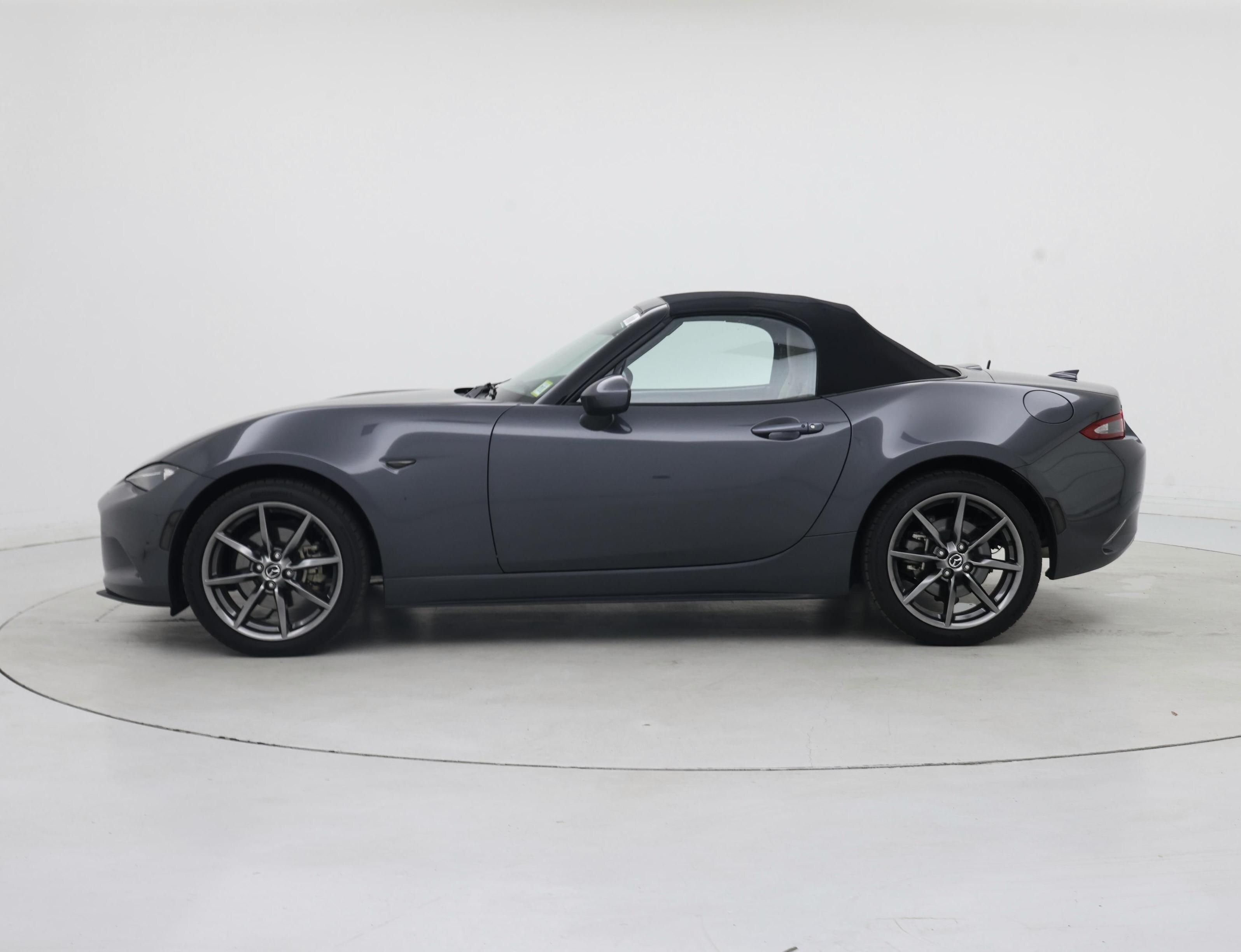 Thumbnail: 2016 Mazda MX-5 Miata - 3