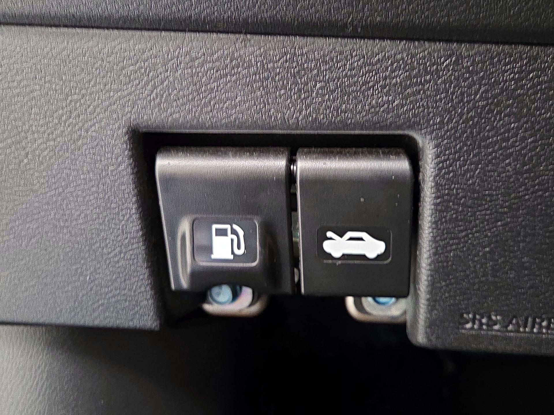 Thumbnail: 2020 Nissan Versa - 13
