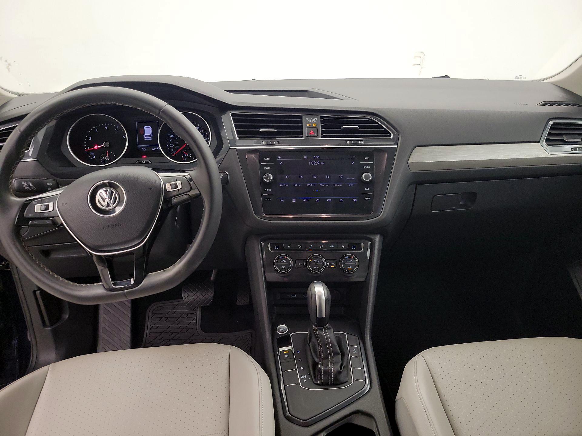 Thumbnail: 2021 Volkswagen Tiguan - 9