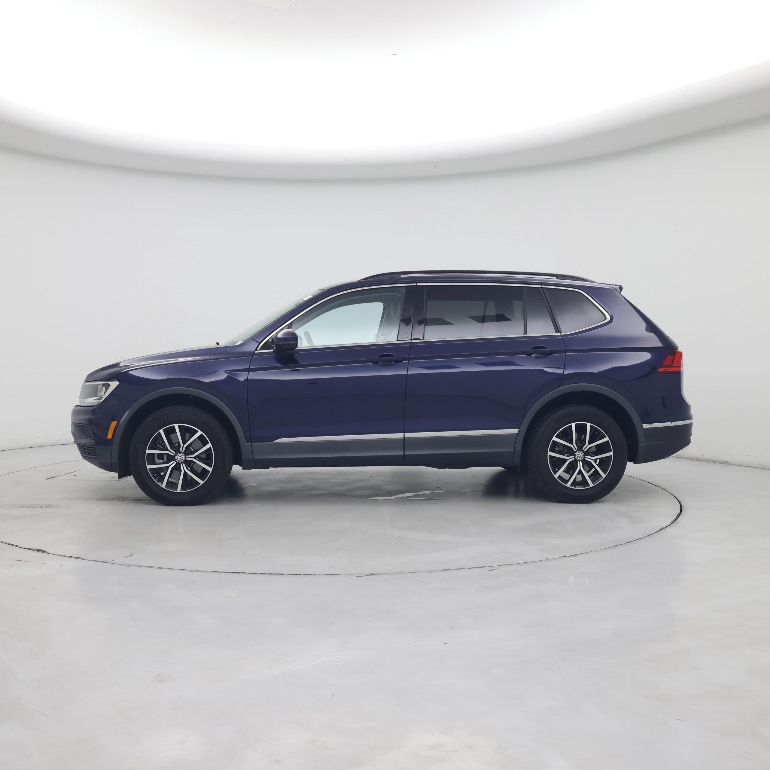 Thumbnail: 2021 Volkswagen Tiguan - 3