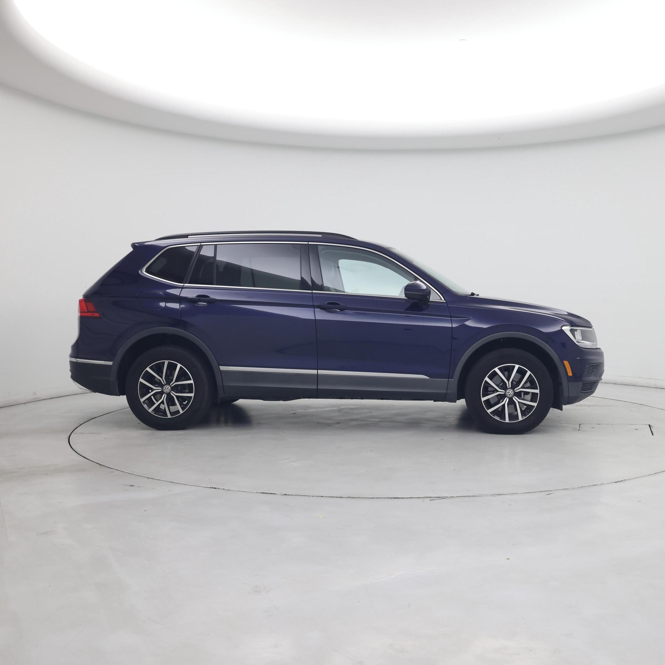 Thumbnail: 2021 Volkswagen Tiguan - 7