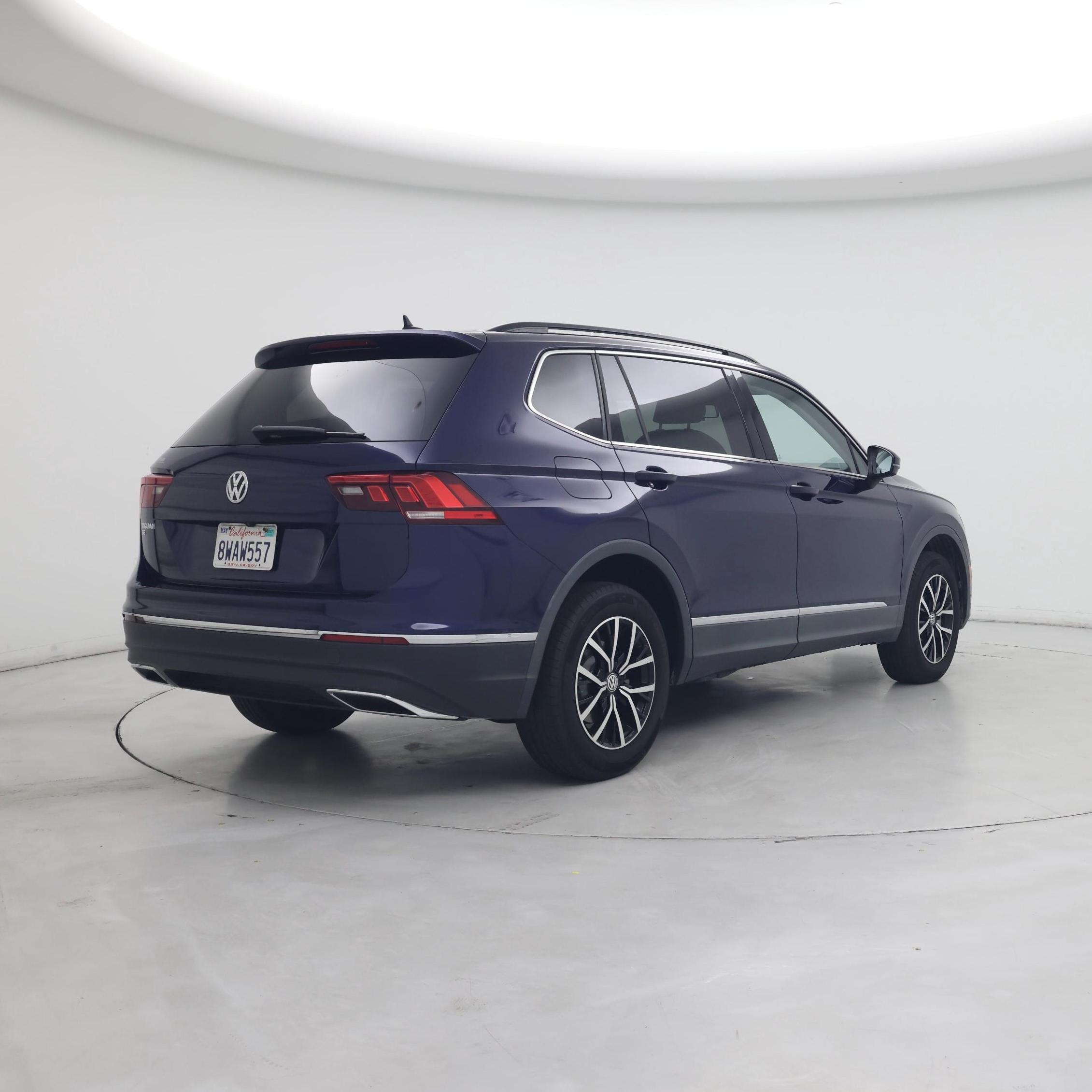 Thumbnail: 2021 Volkswagen Tiguan - 8