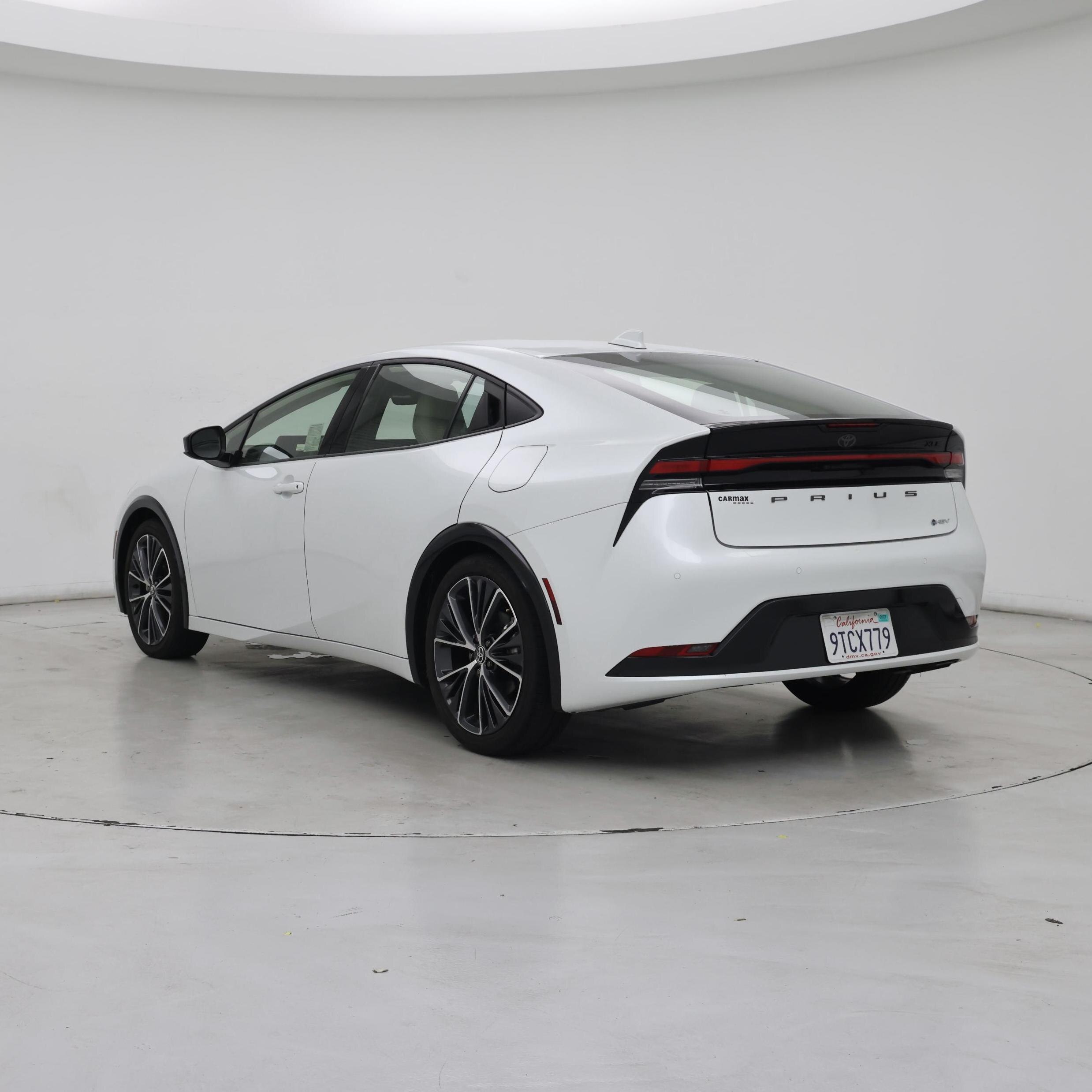 Thumbnail: 2025 Toyota Prius - 2