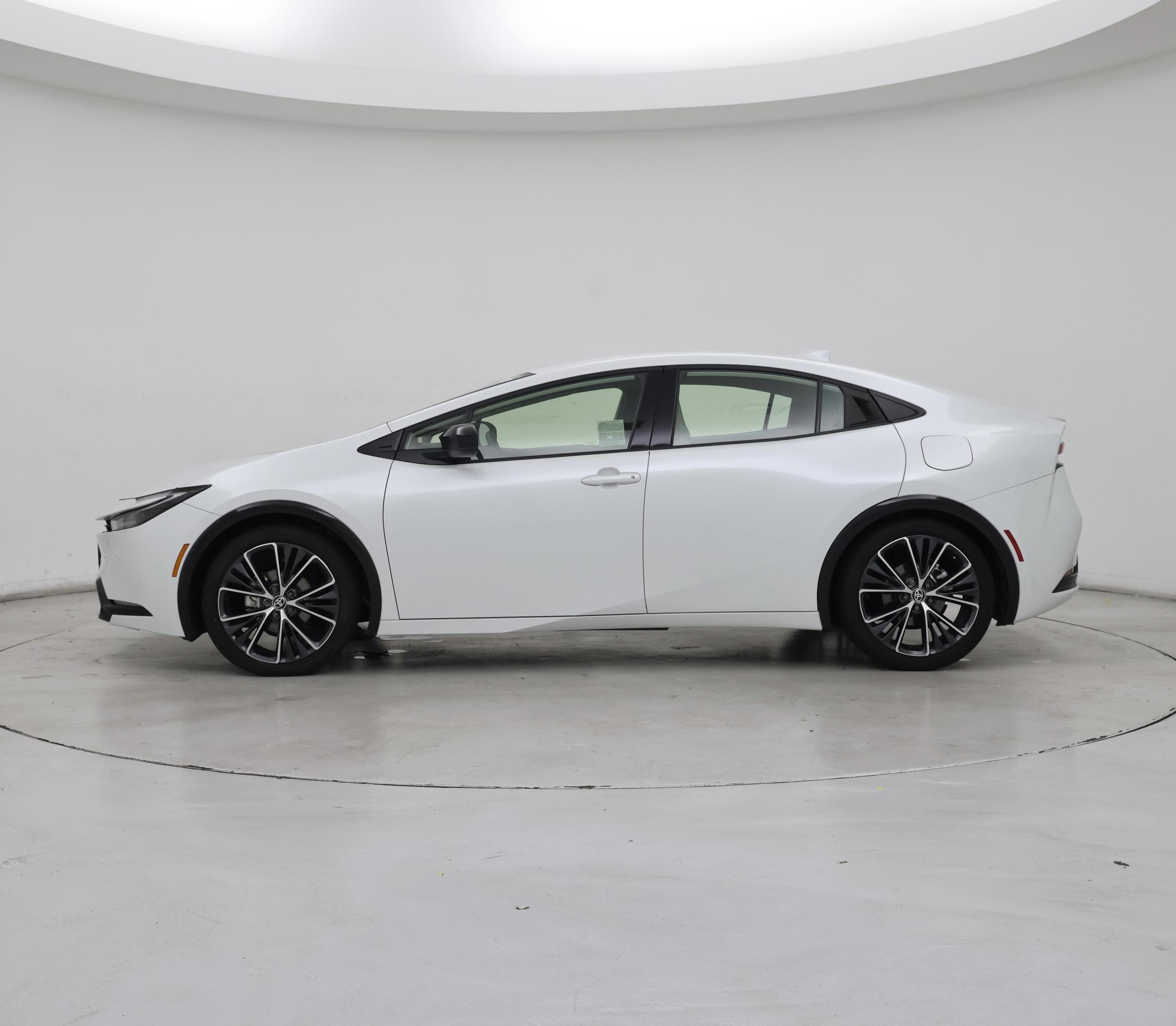 Thumbnail: 2025 Toyota Prius - 3