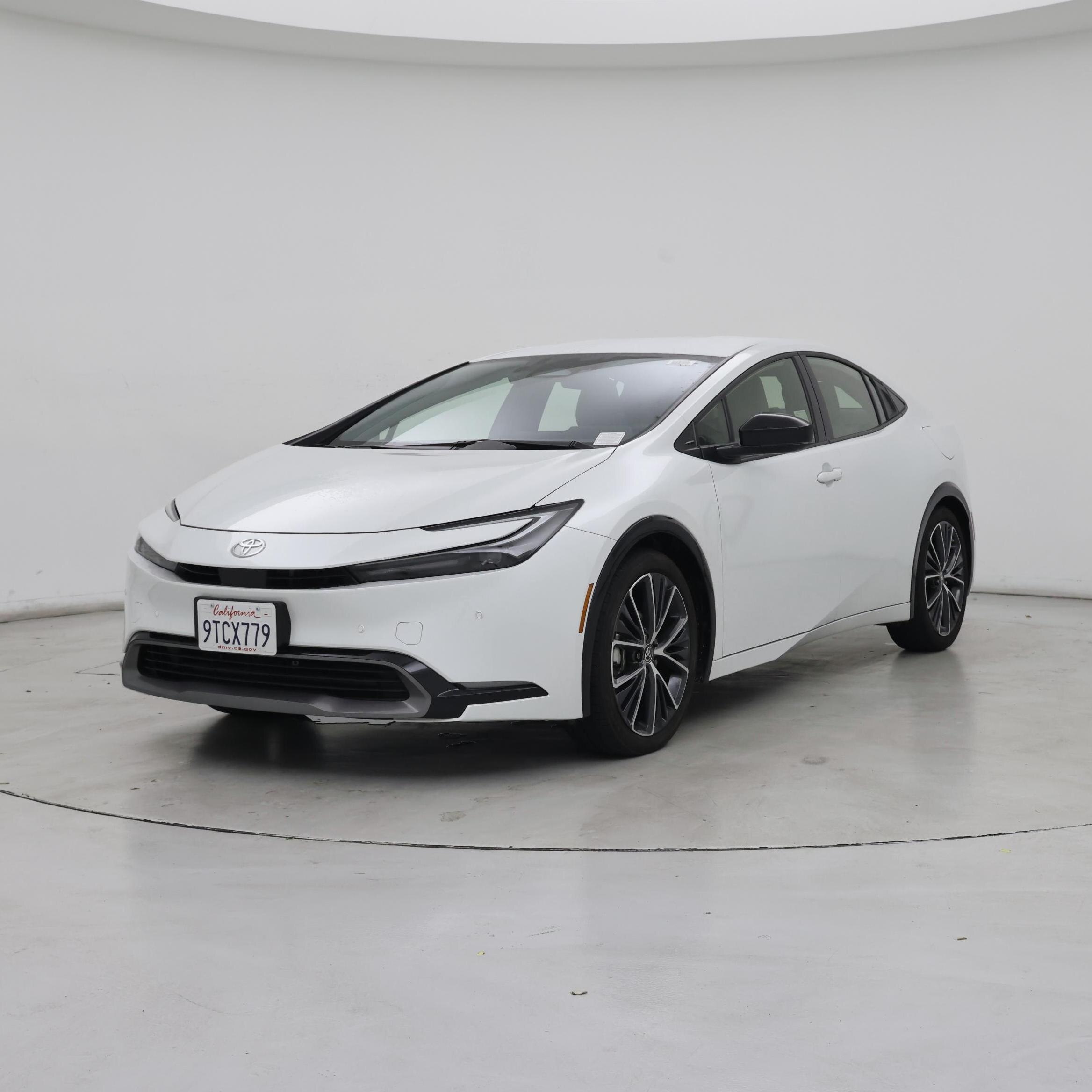 Thumbnail: 2025 Toyota Prius - 4