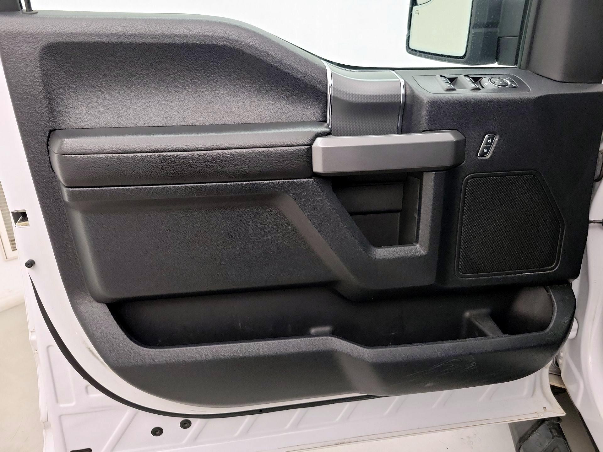 Thumbnail: 2017 Ford F-150 - 12