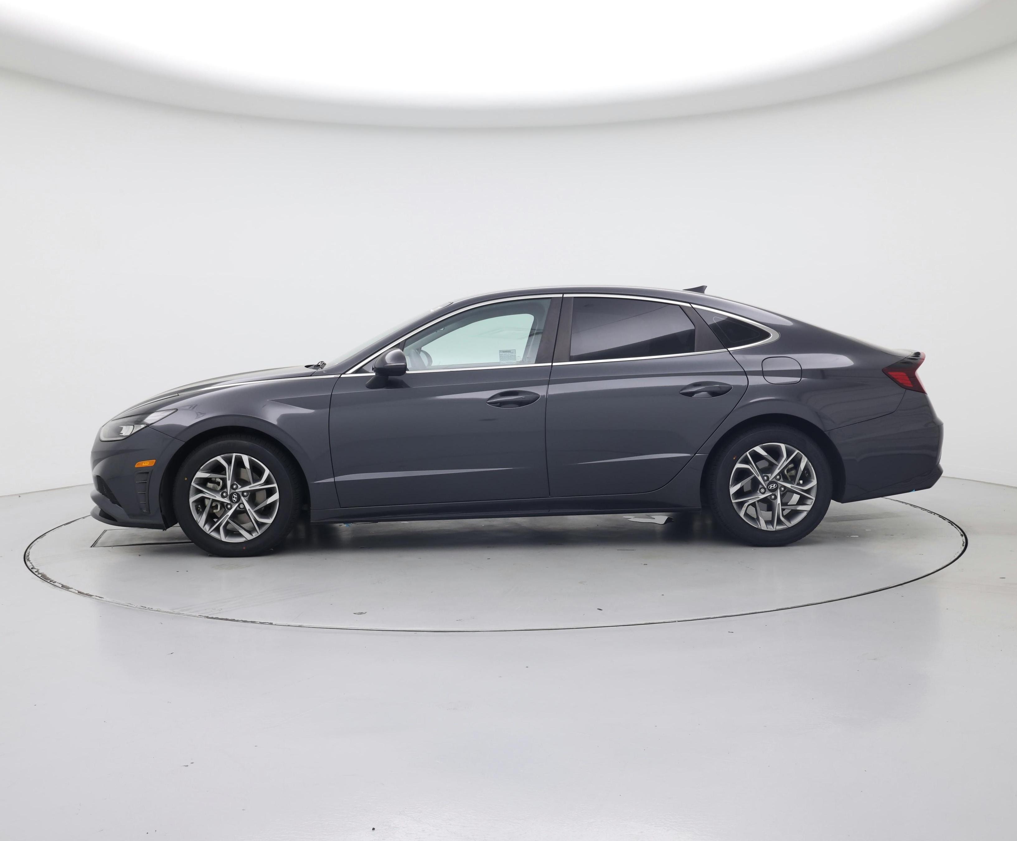 Thumbnail: 2020 Hyundai Sonata - 3