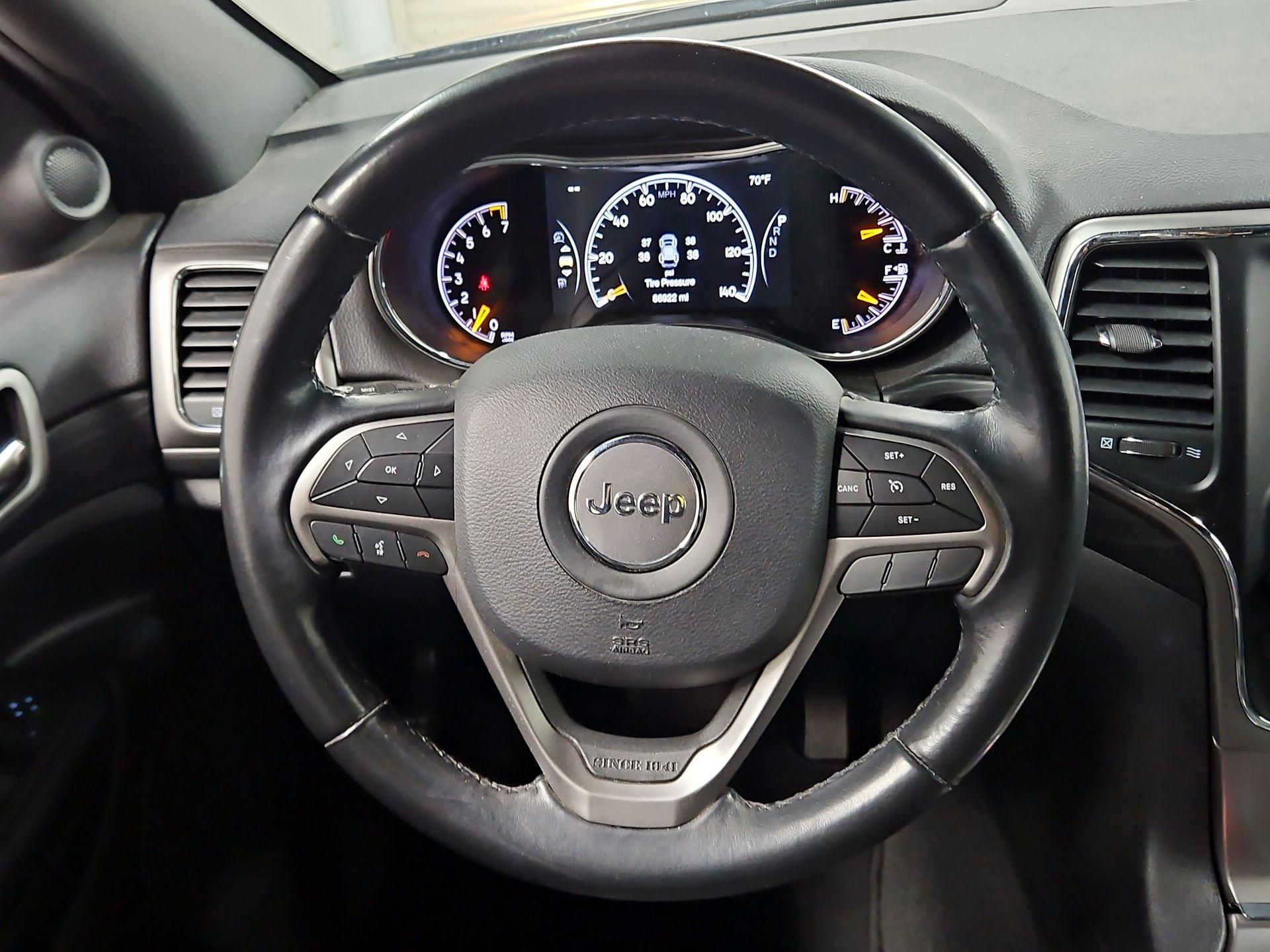 Thumbnail: 2020 Jeep Grand Cherokee - 10