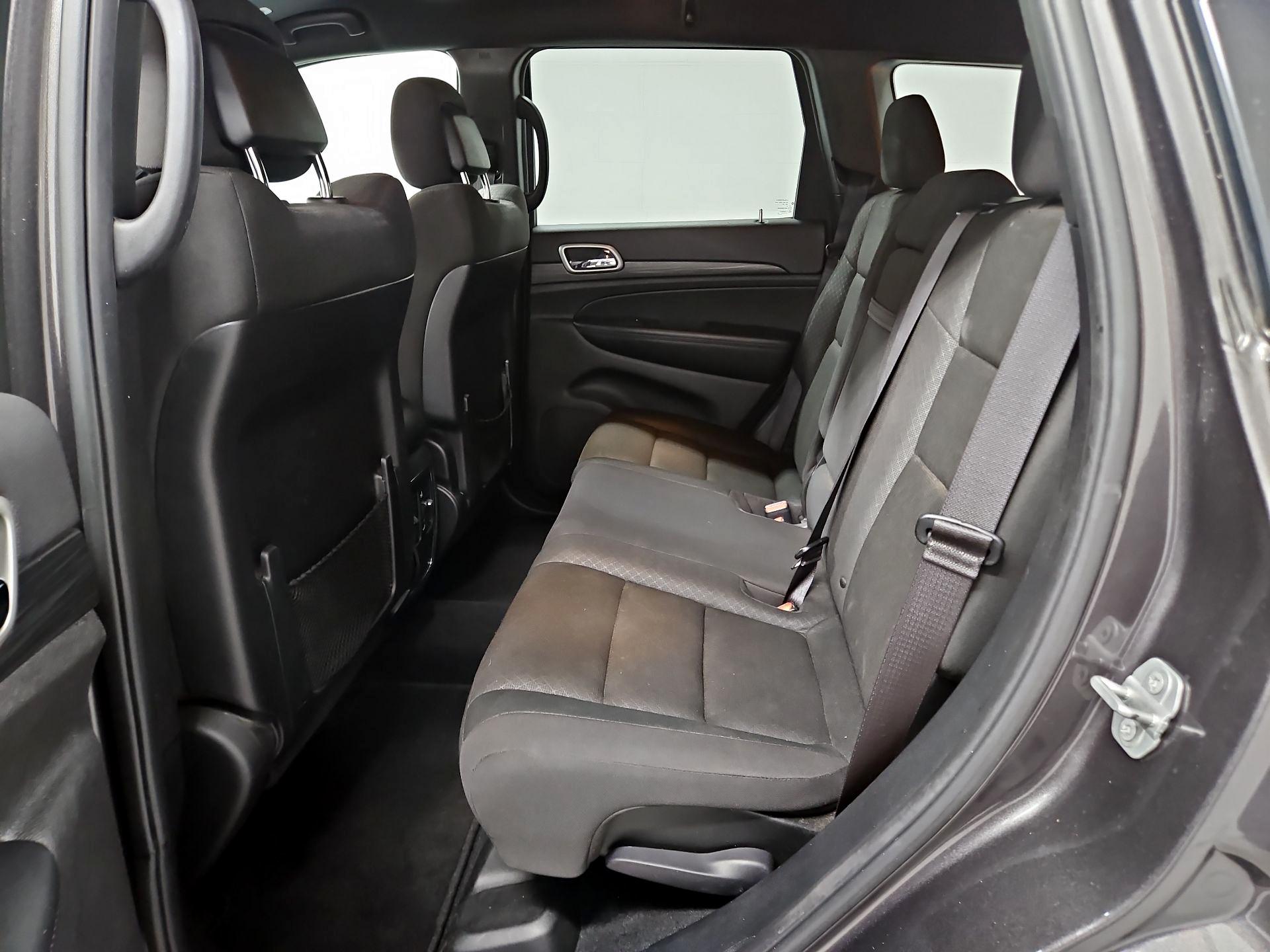 Thumbnail: 2020 Jeep Grand Cherokee - 19